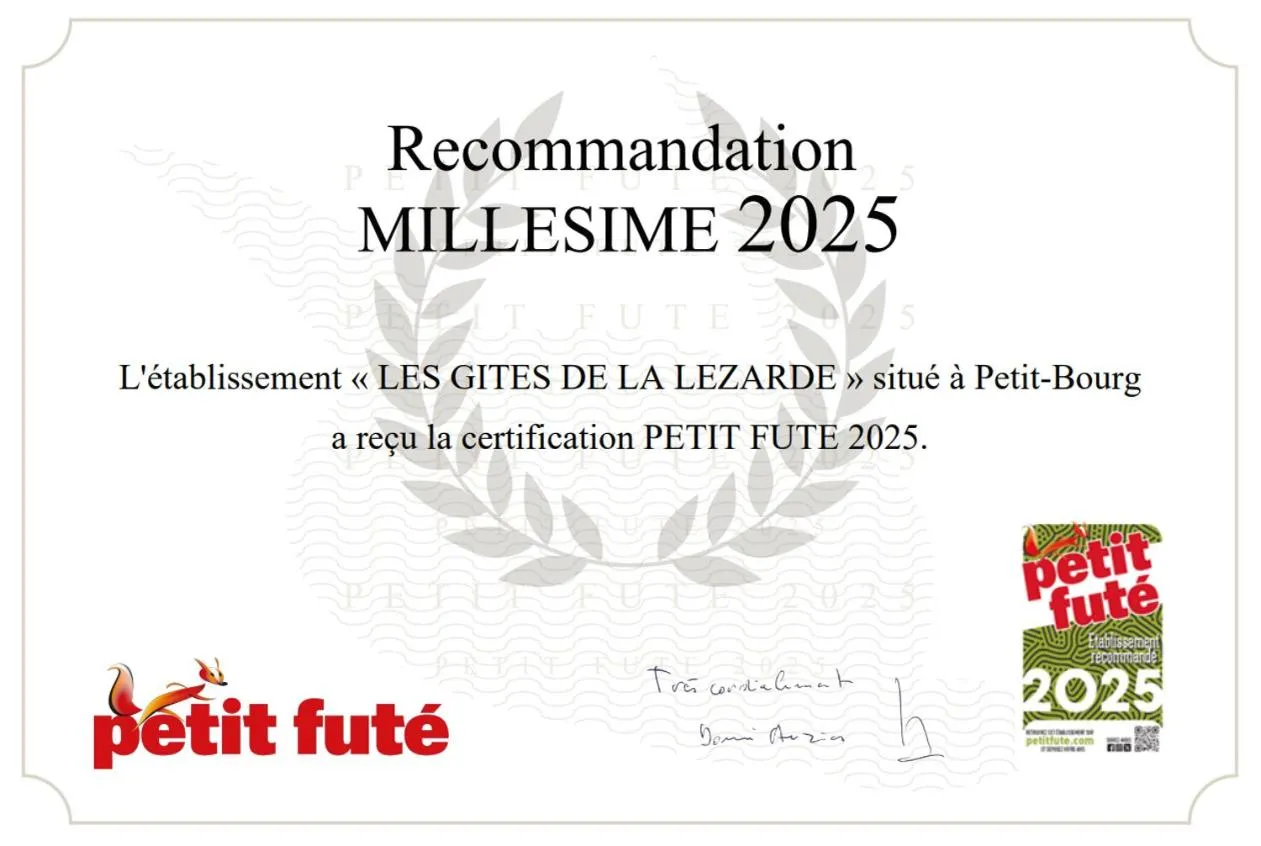 Property building in Les Gîtes de la Lézarde