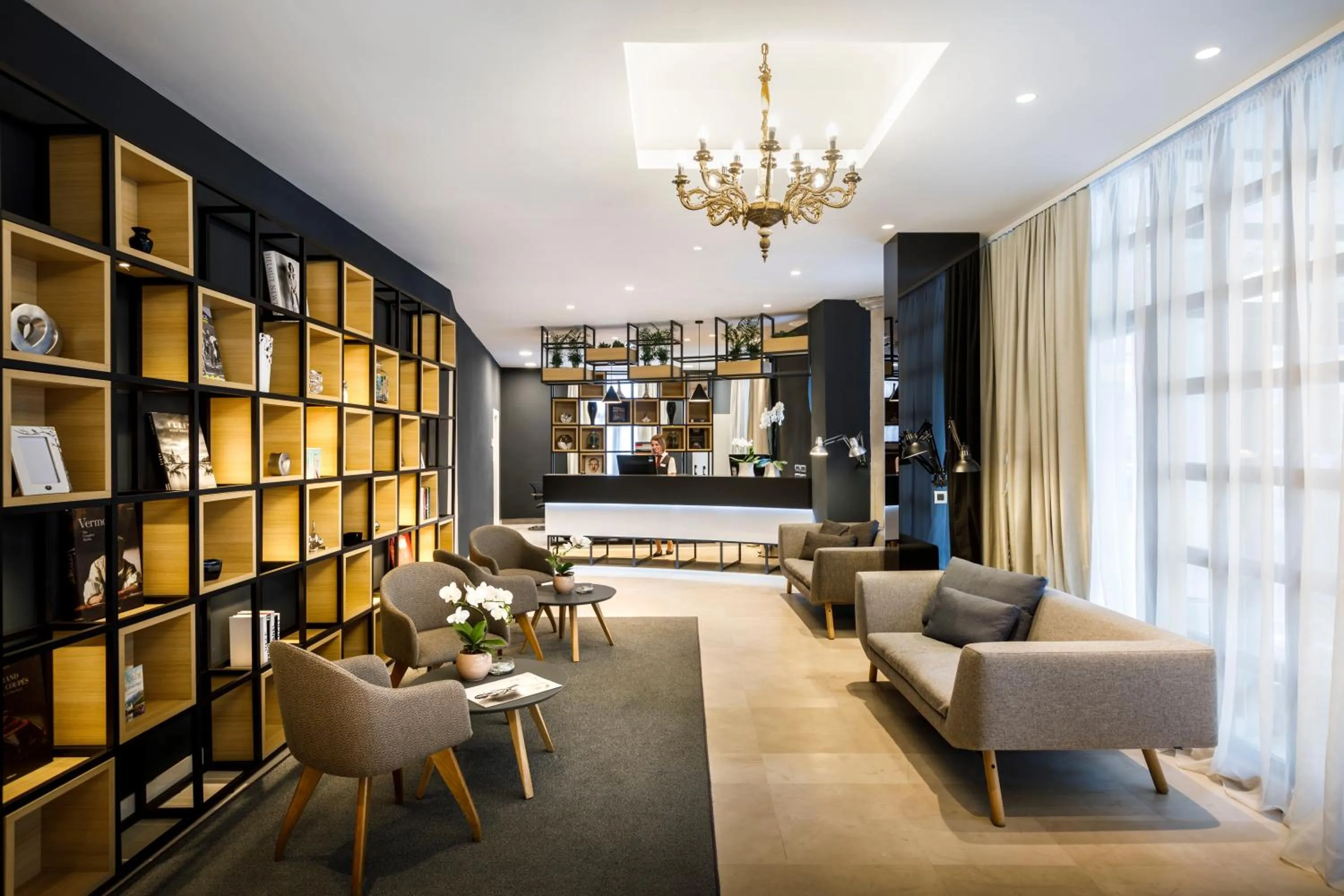 Communal lounge/ TV room in Hotel Lungomare Opatija - by Liburnia Hotels & Villas