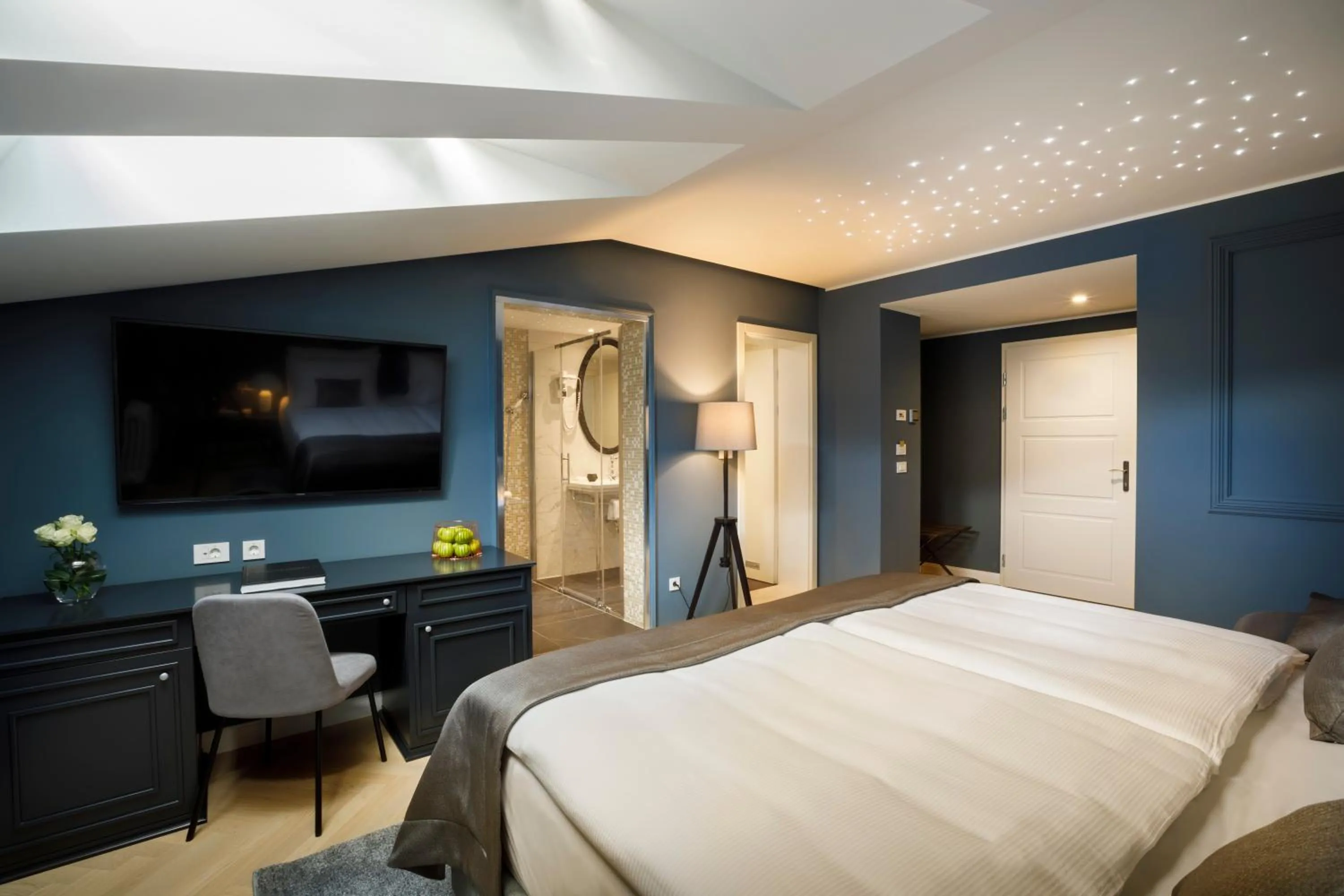 Bathroom, Bed in Hotel Imperial - by Liburnia Hotels & Villas