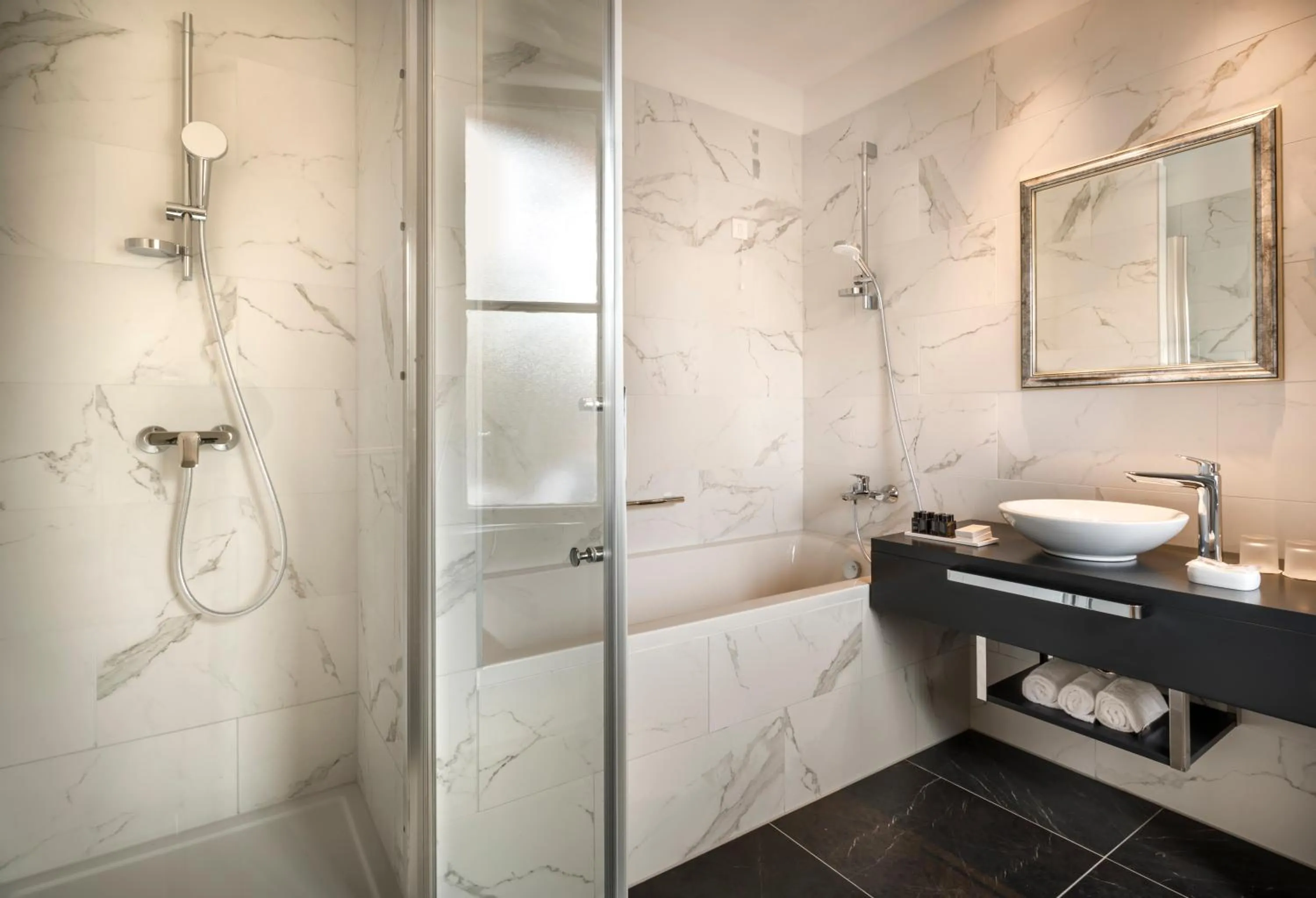 Bathroom in Hotel Imperial - by Liburnia Hotels & Villas