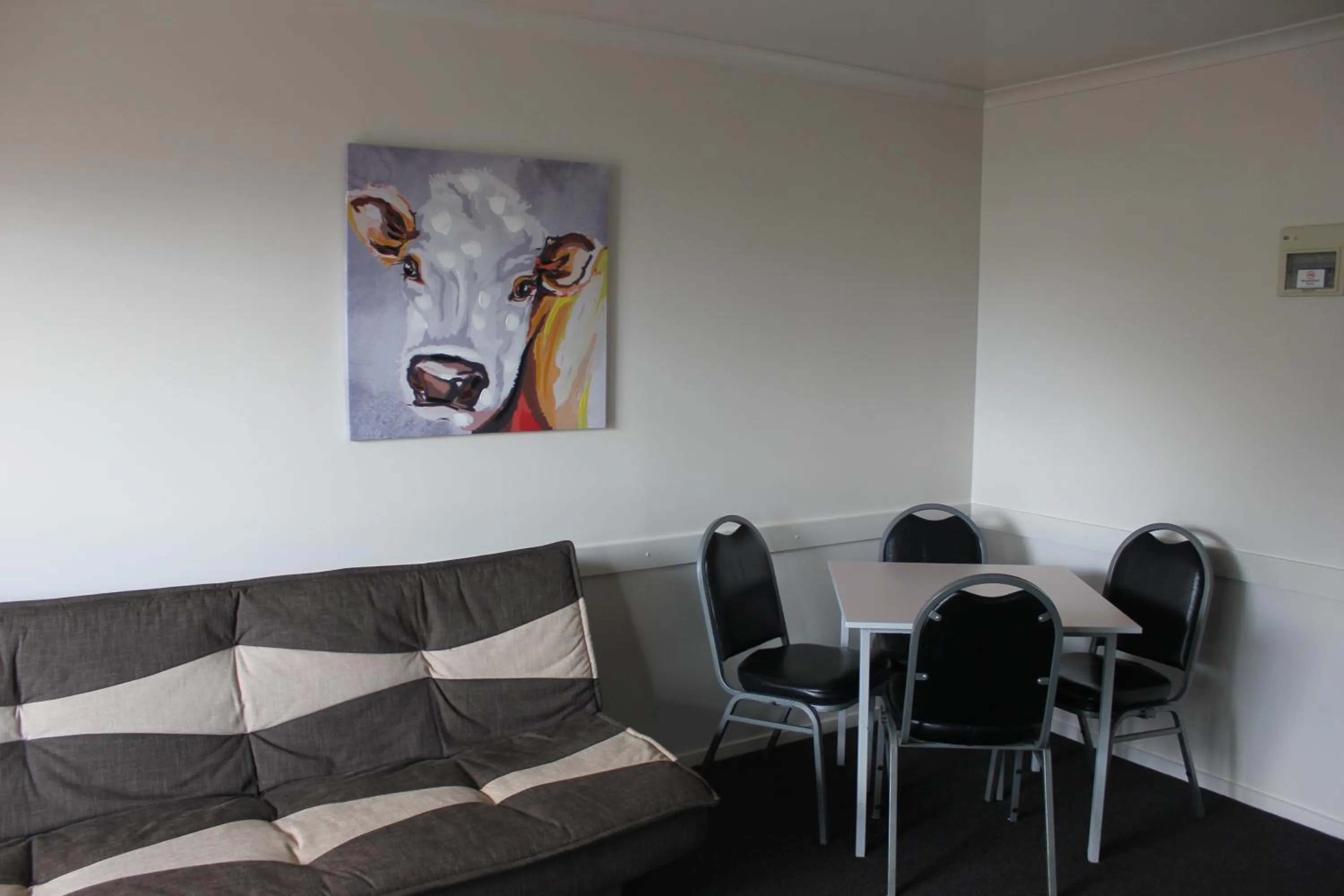 Dining area in Kiwi Court Motel
