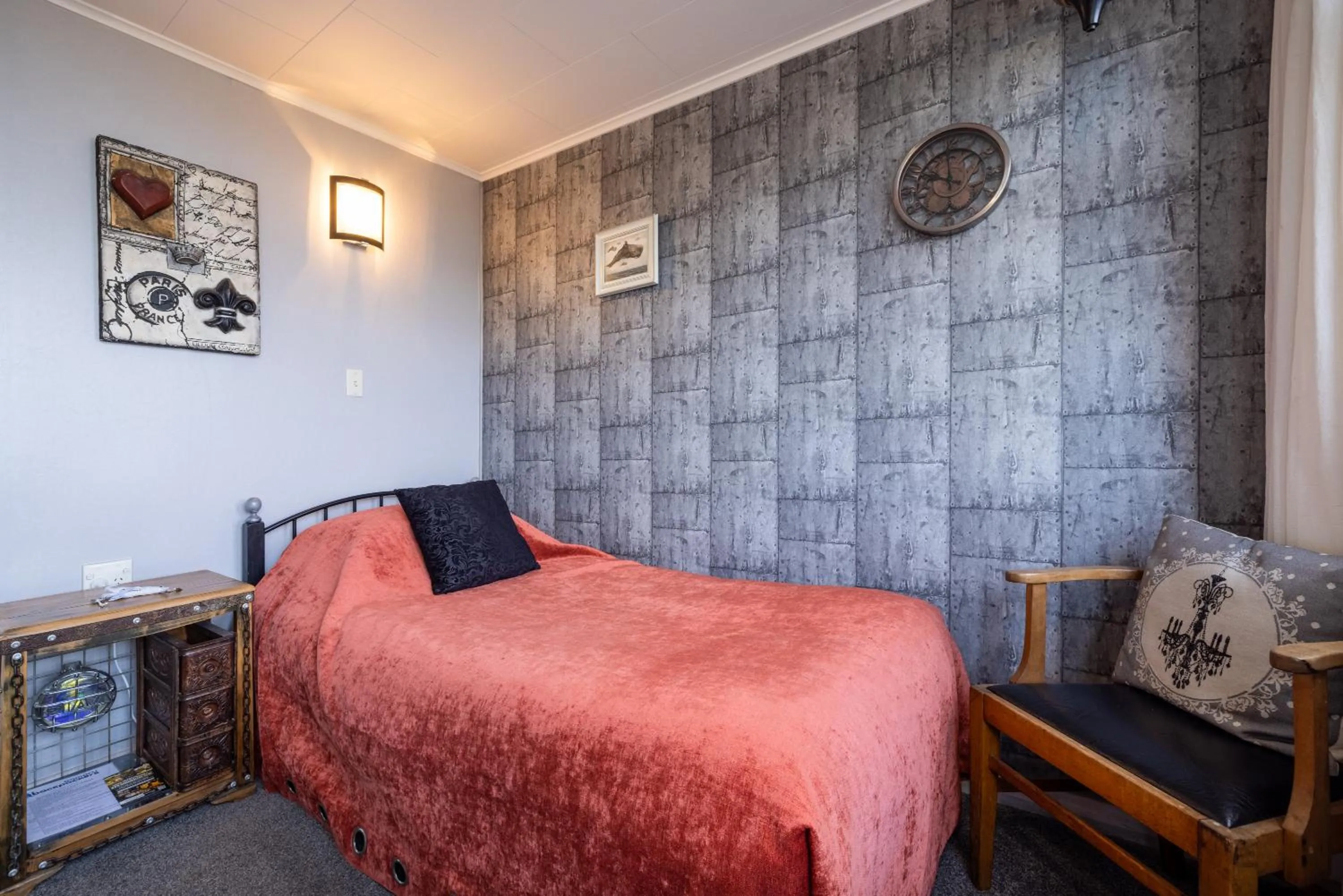 Sea view, Bed in Oamaru Backpackers