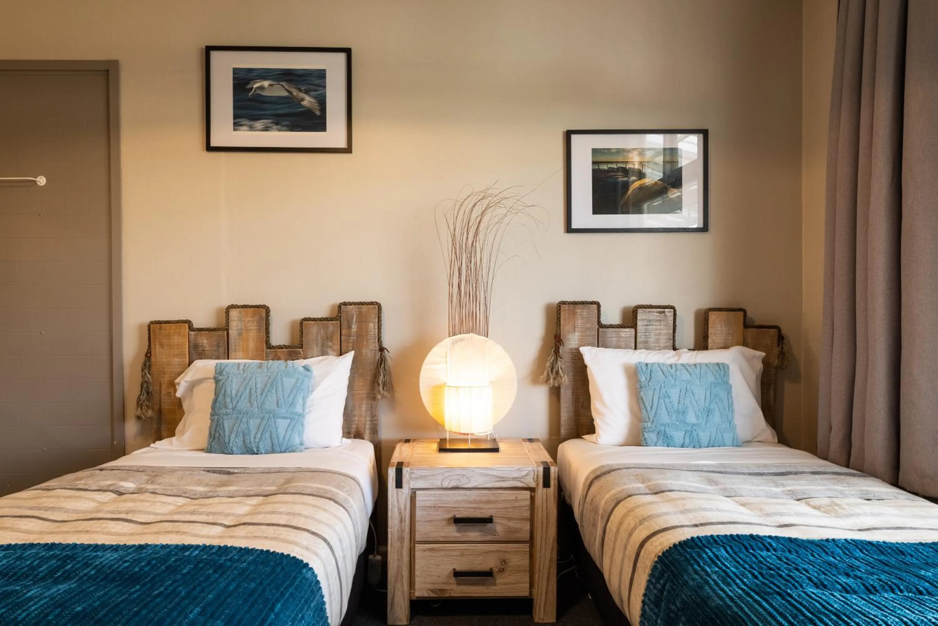 Garden, Bed in Oamaru Backpackers