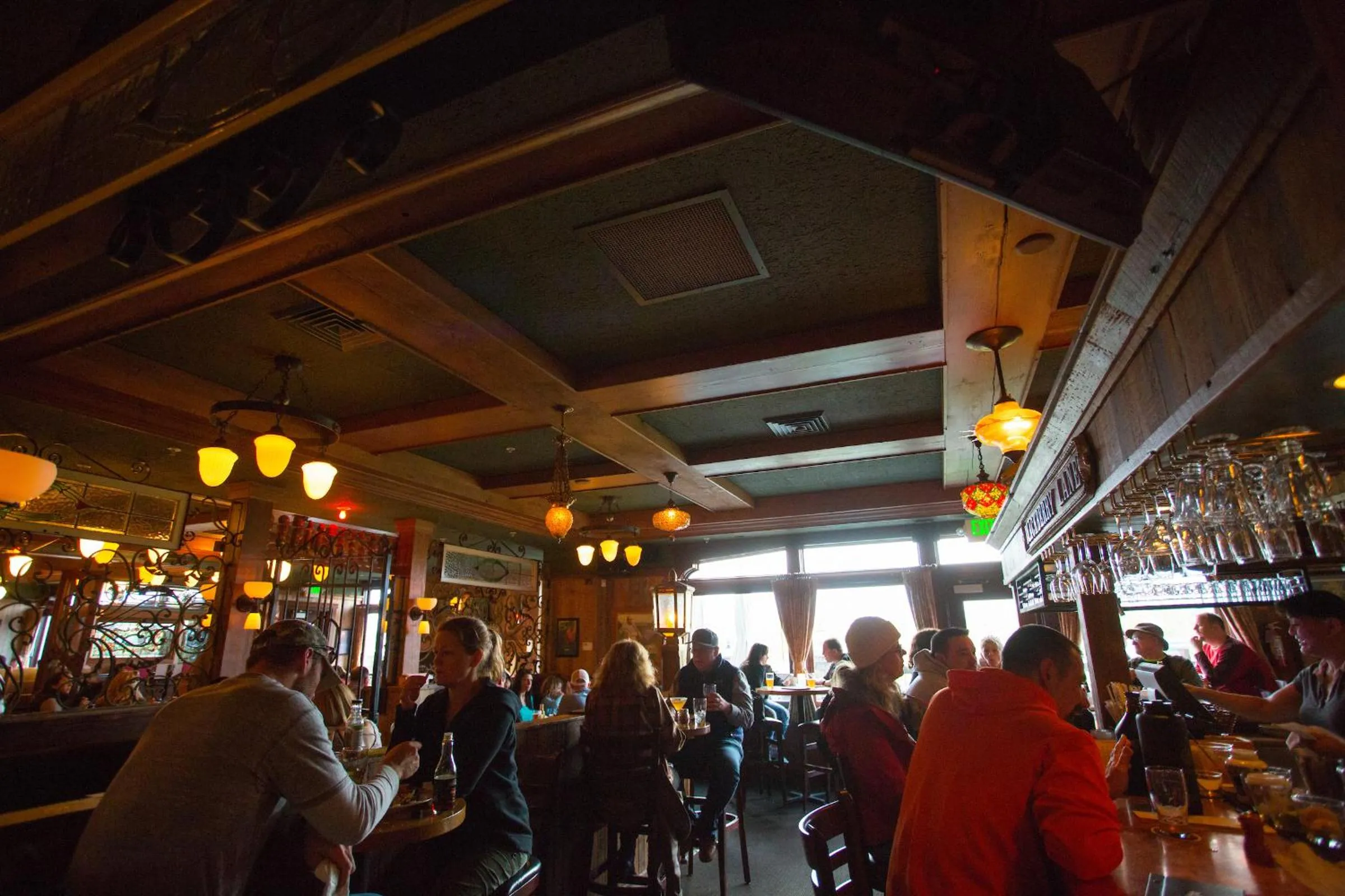 Restaurant/places to eat in McMenamins Gearhart Hotel