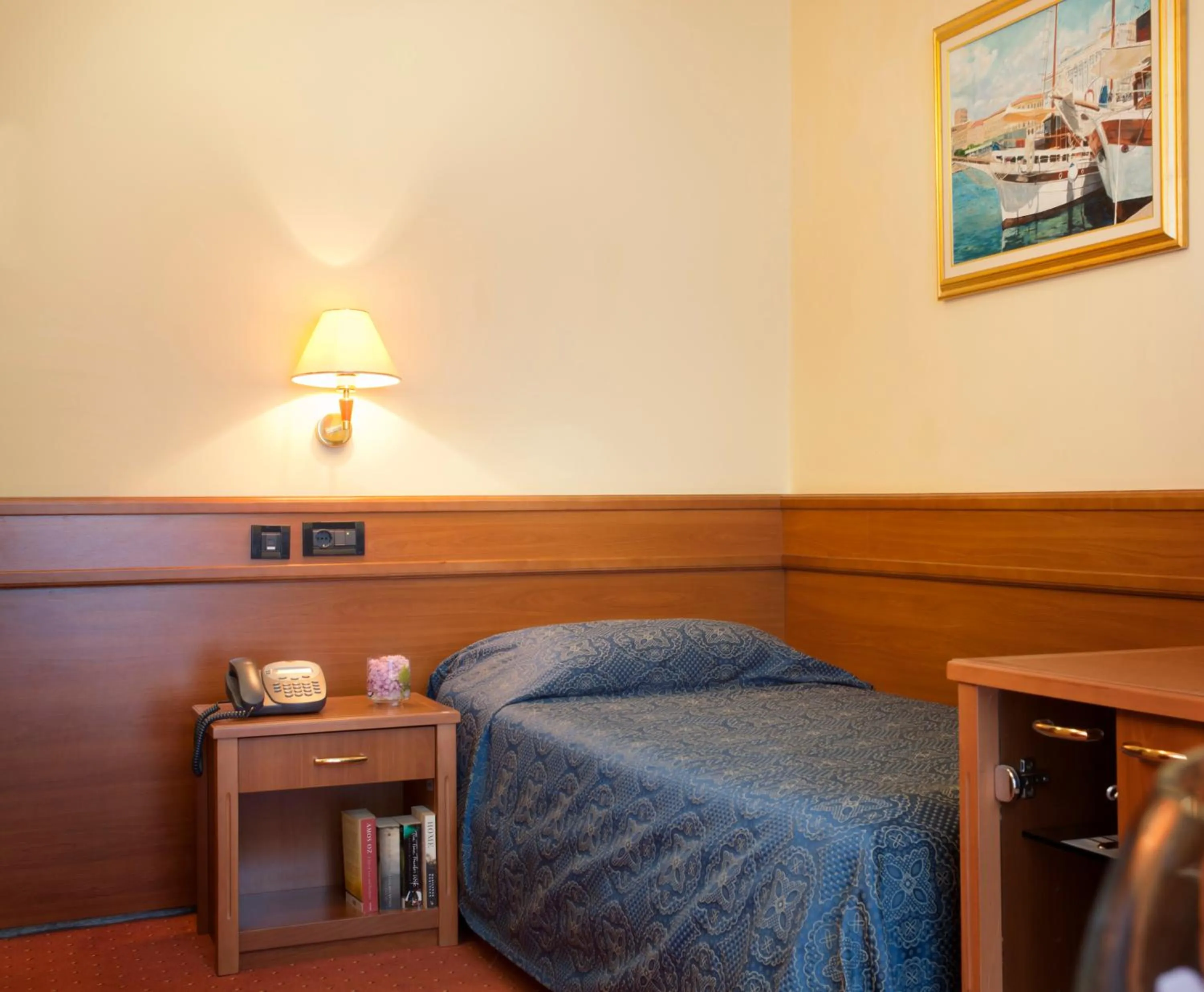 Bedroom in Hotel Kristal - by Liburnia Hotels & Villas