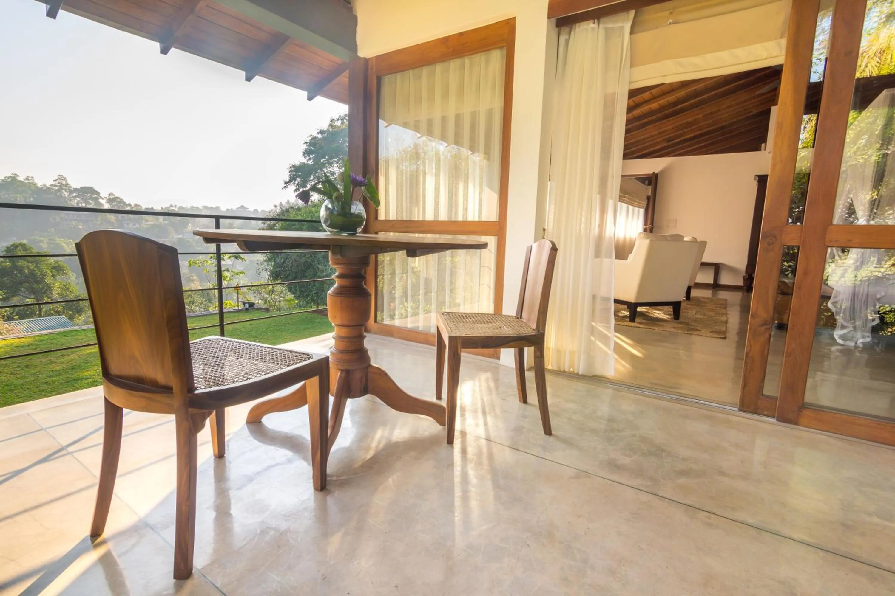 Balcony/Terrace in Kings Pavilion Luxury Hotel