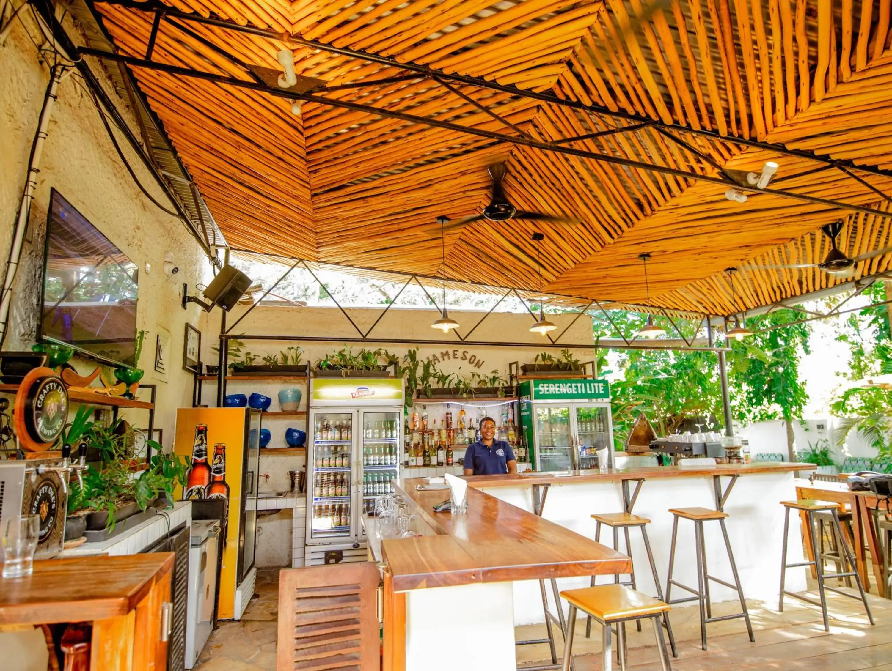 Basic Triple Room with Shared Bathroom in The Slow Leopard Basic Triple Room with Shared Bathroom in The Slow Leopard