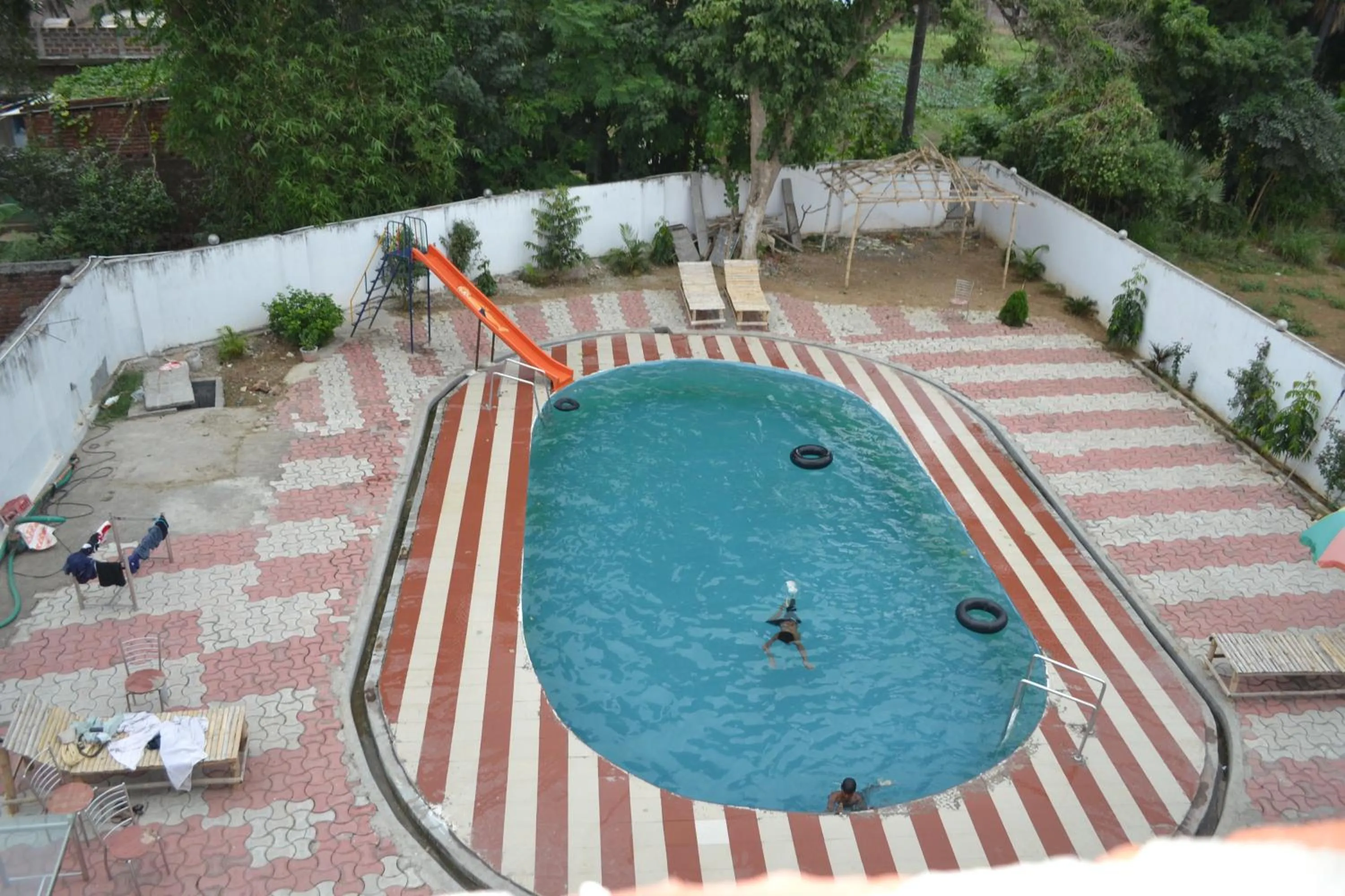 Swimming pool in Hotel Maurya Vihar Bodhgaya