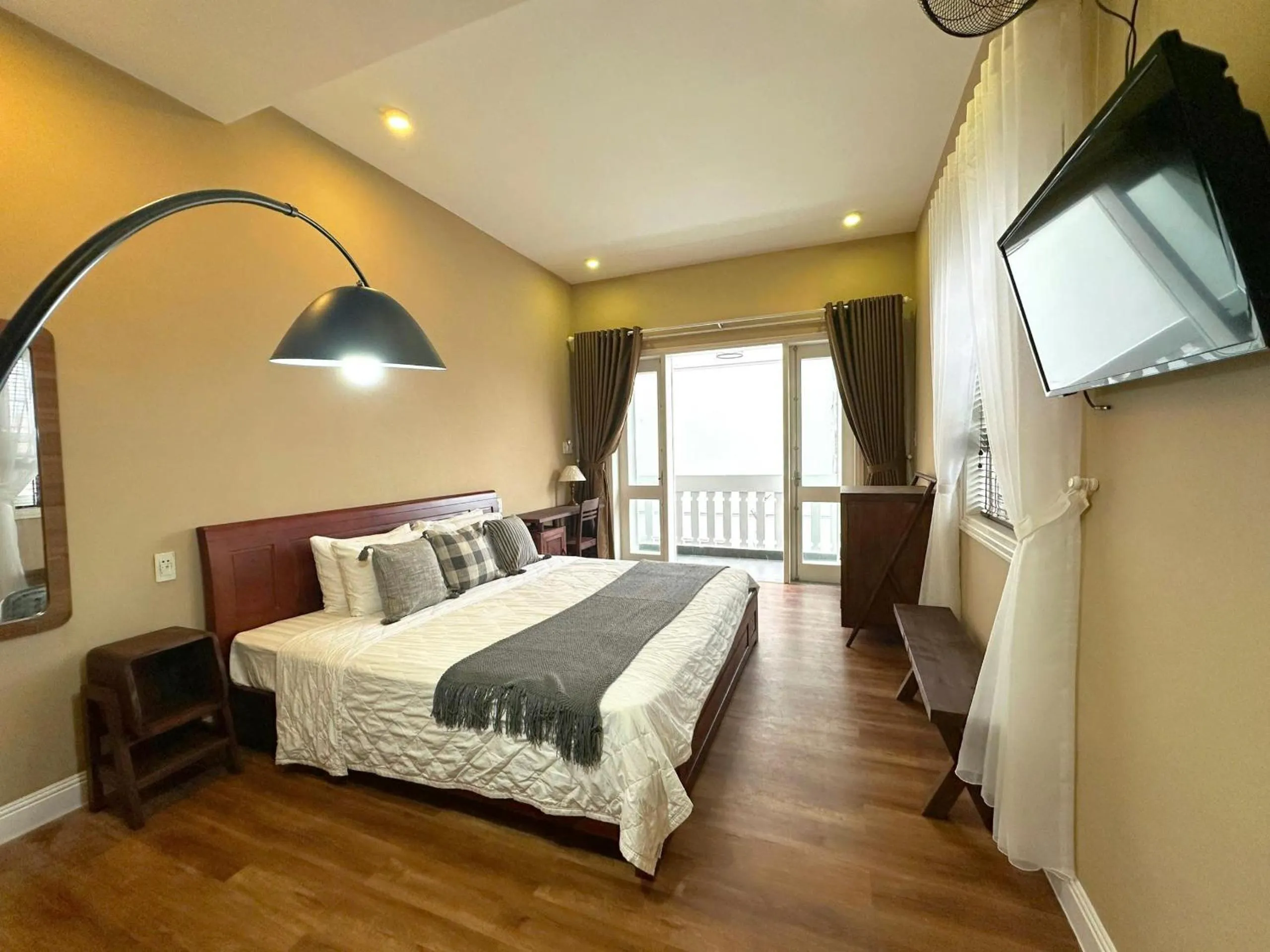 Bed in Fullhouse Hoian