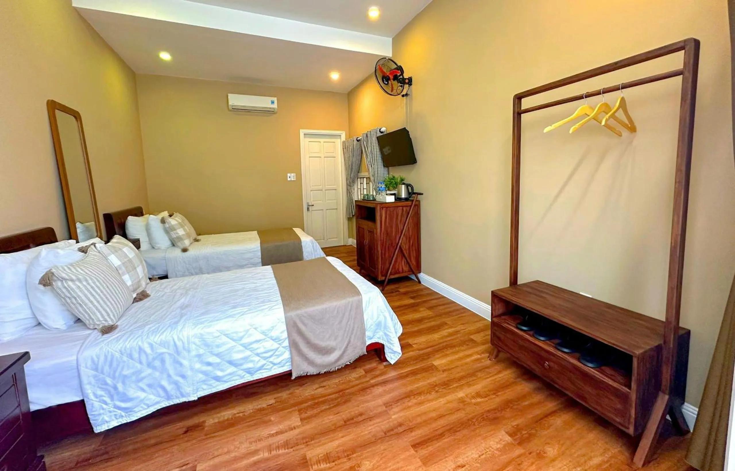Bed in Fullhouse Hoian