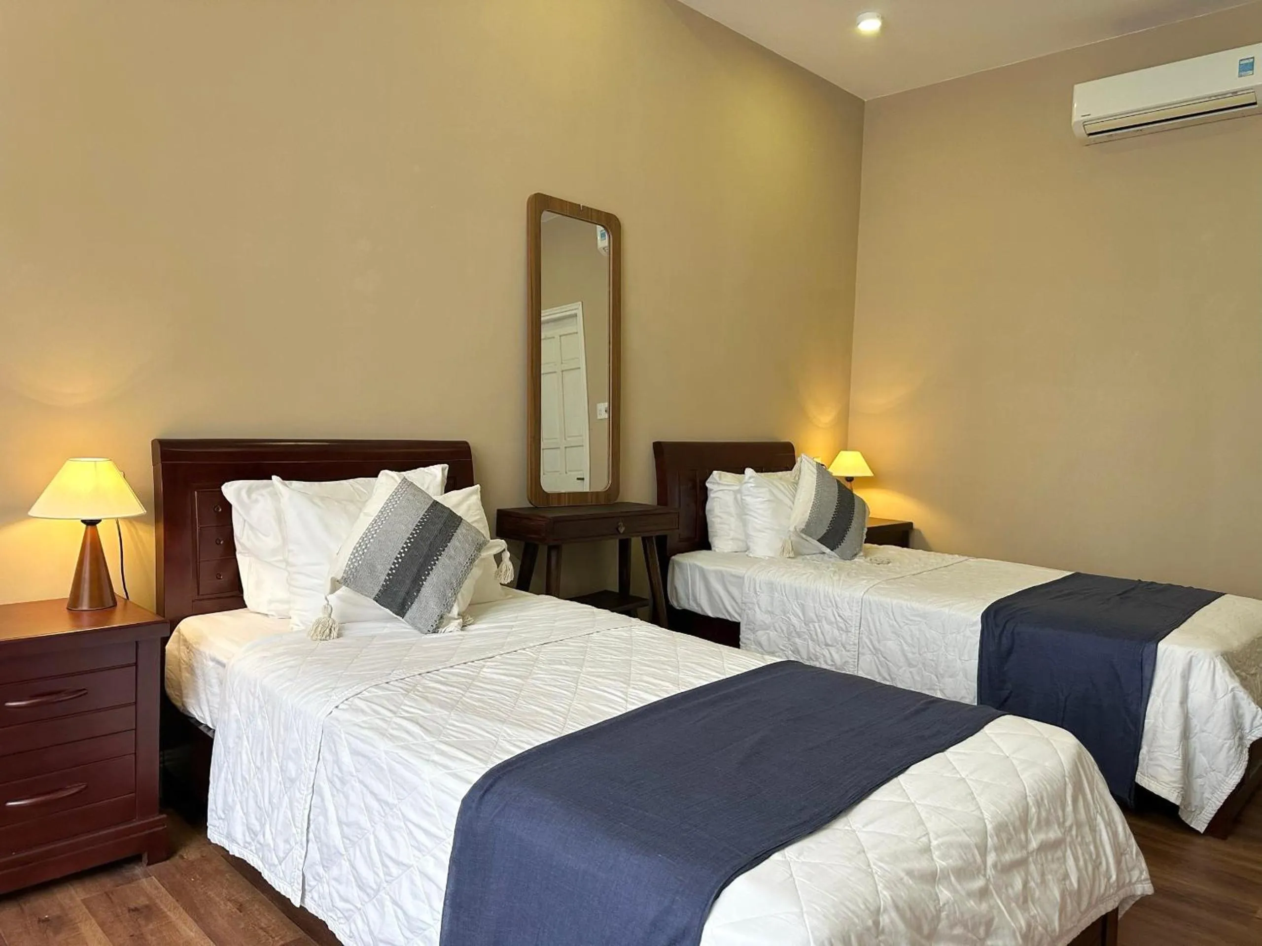 Bed in Fullhouse Hoian