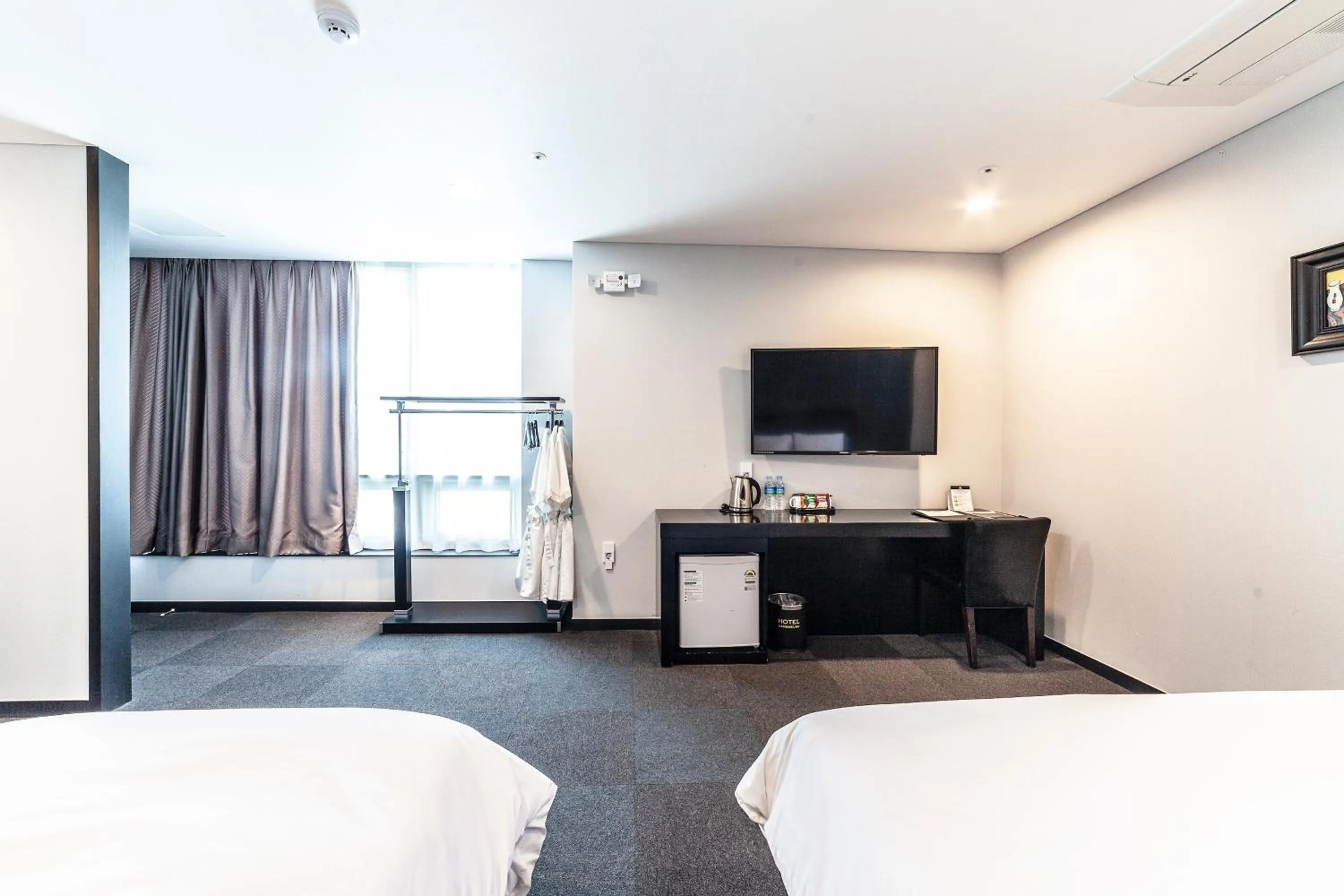 Bed in Gangneung Tourist Hotel