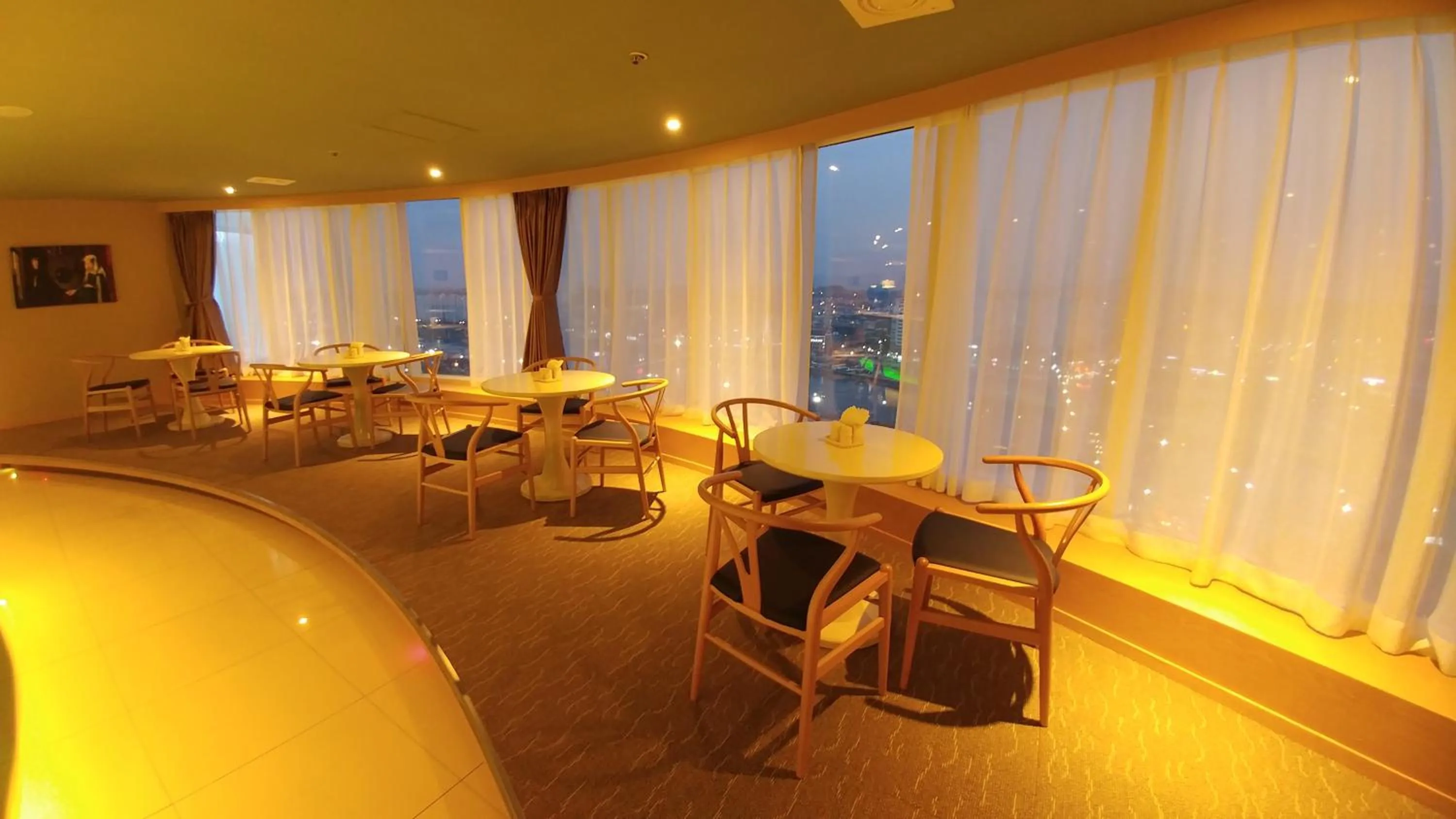 Restaurant/places to eat in Gangneung Tourist Hotel