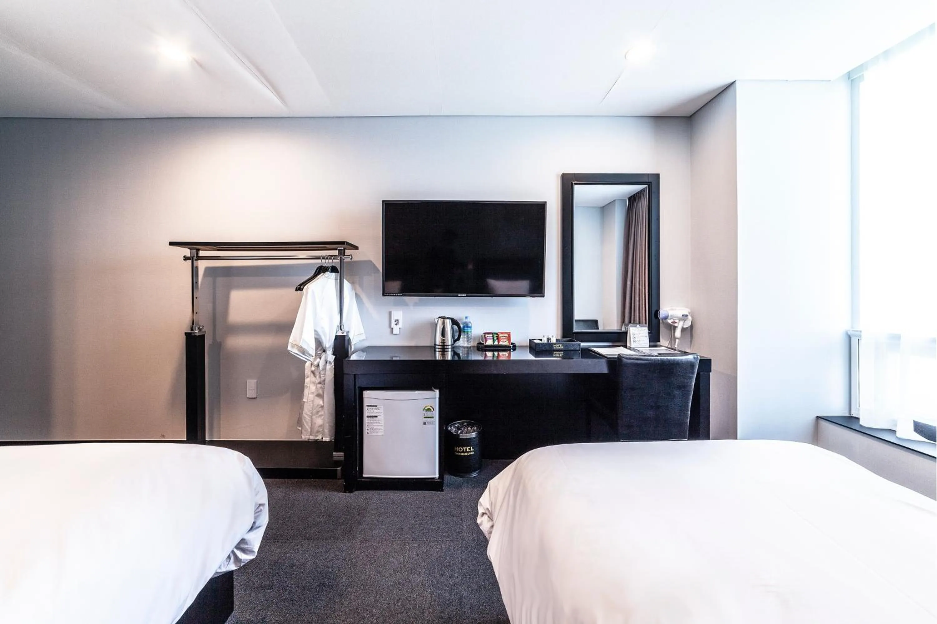 Bed in Gangneung Tourist Hotel