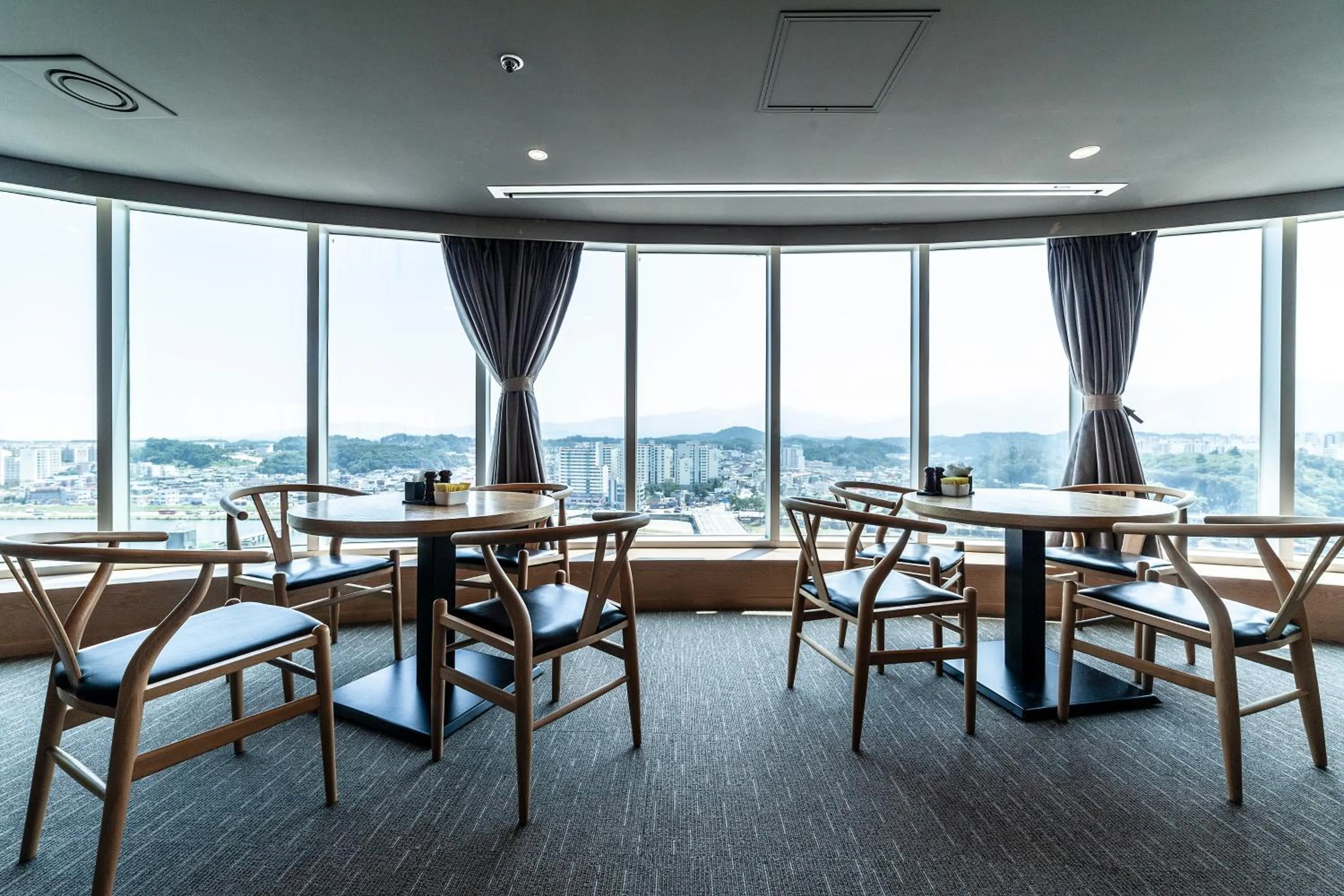 Gangneung Tourist Hotel