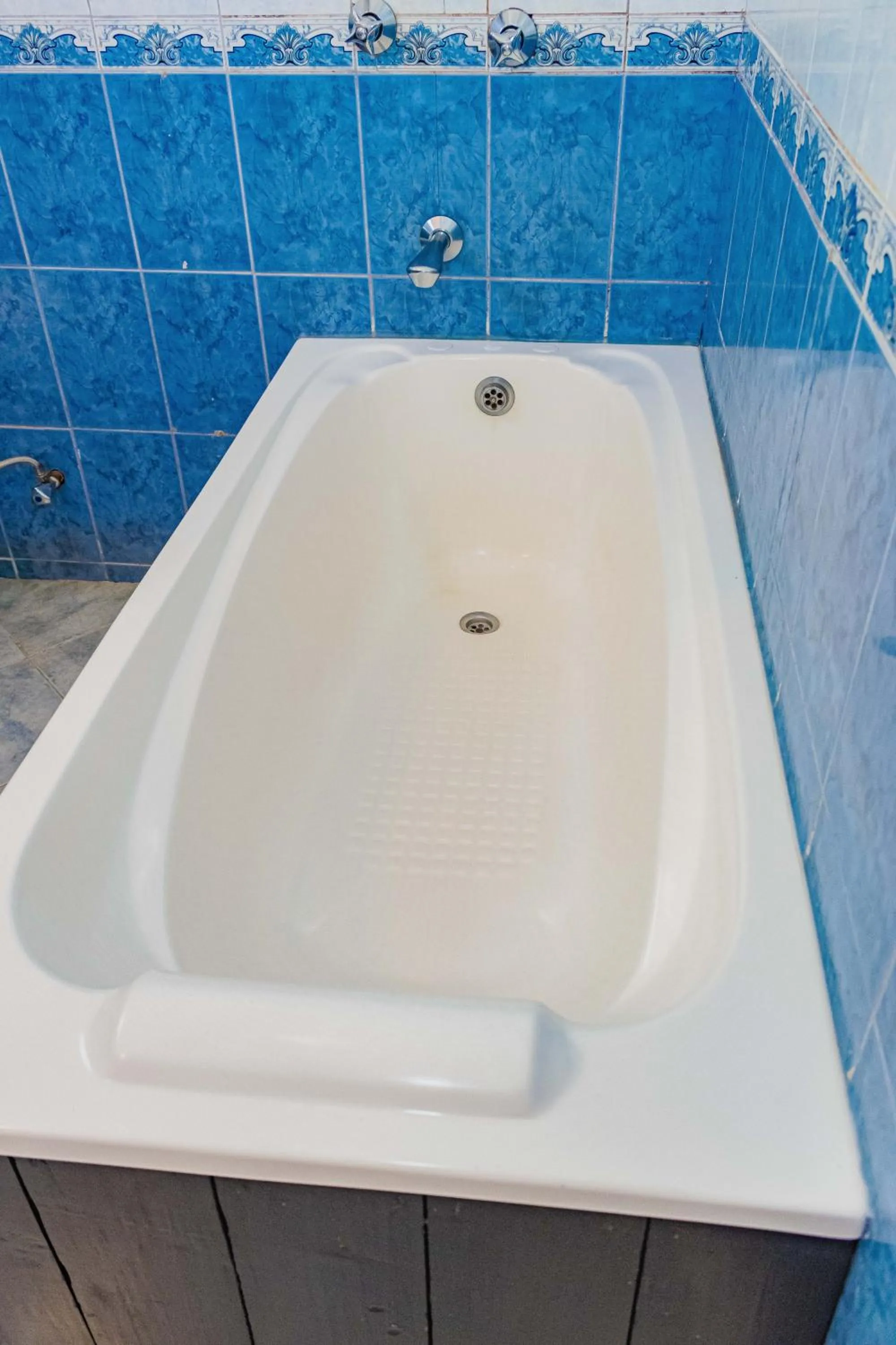 Bath in The Farmhouse Inn