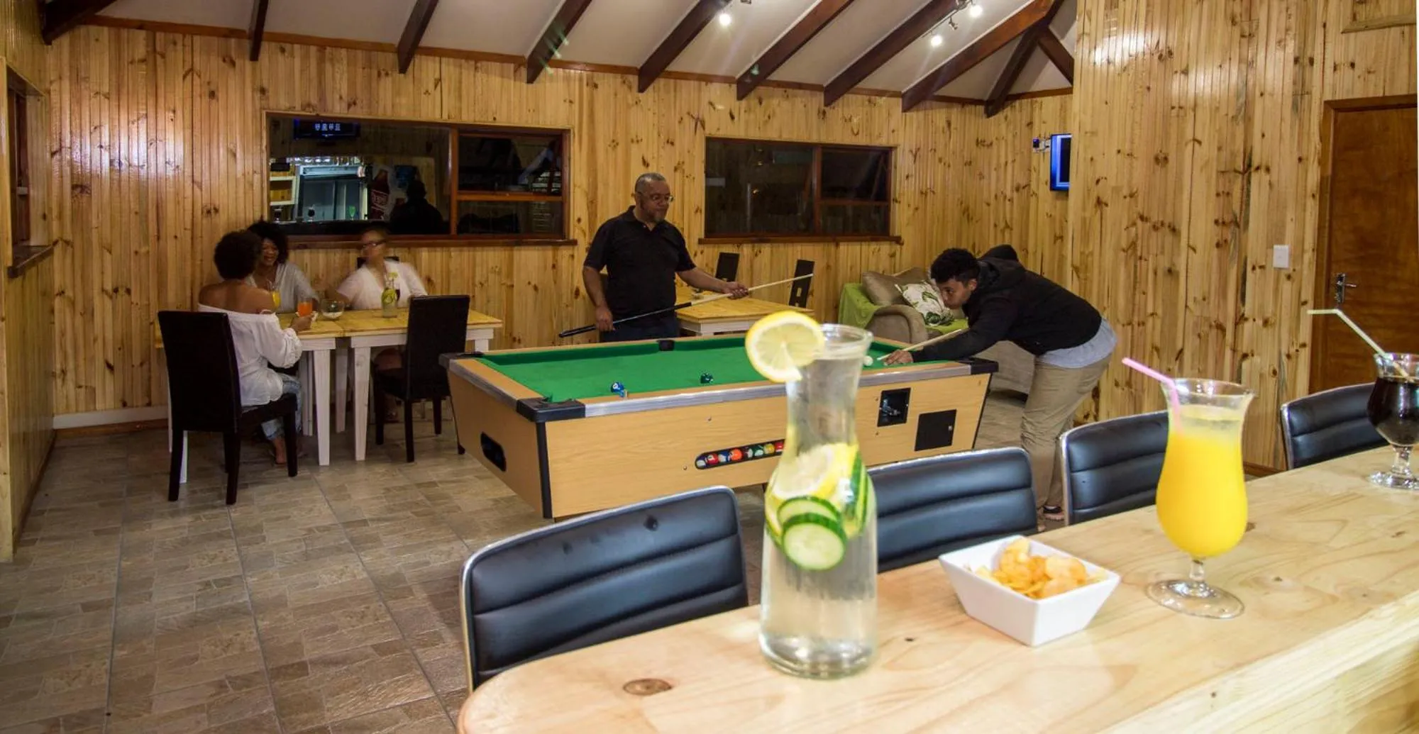 Communal lounge/ TV room in Tsitsikamma Manor