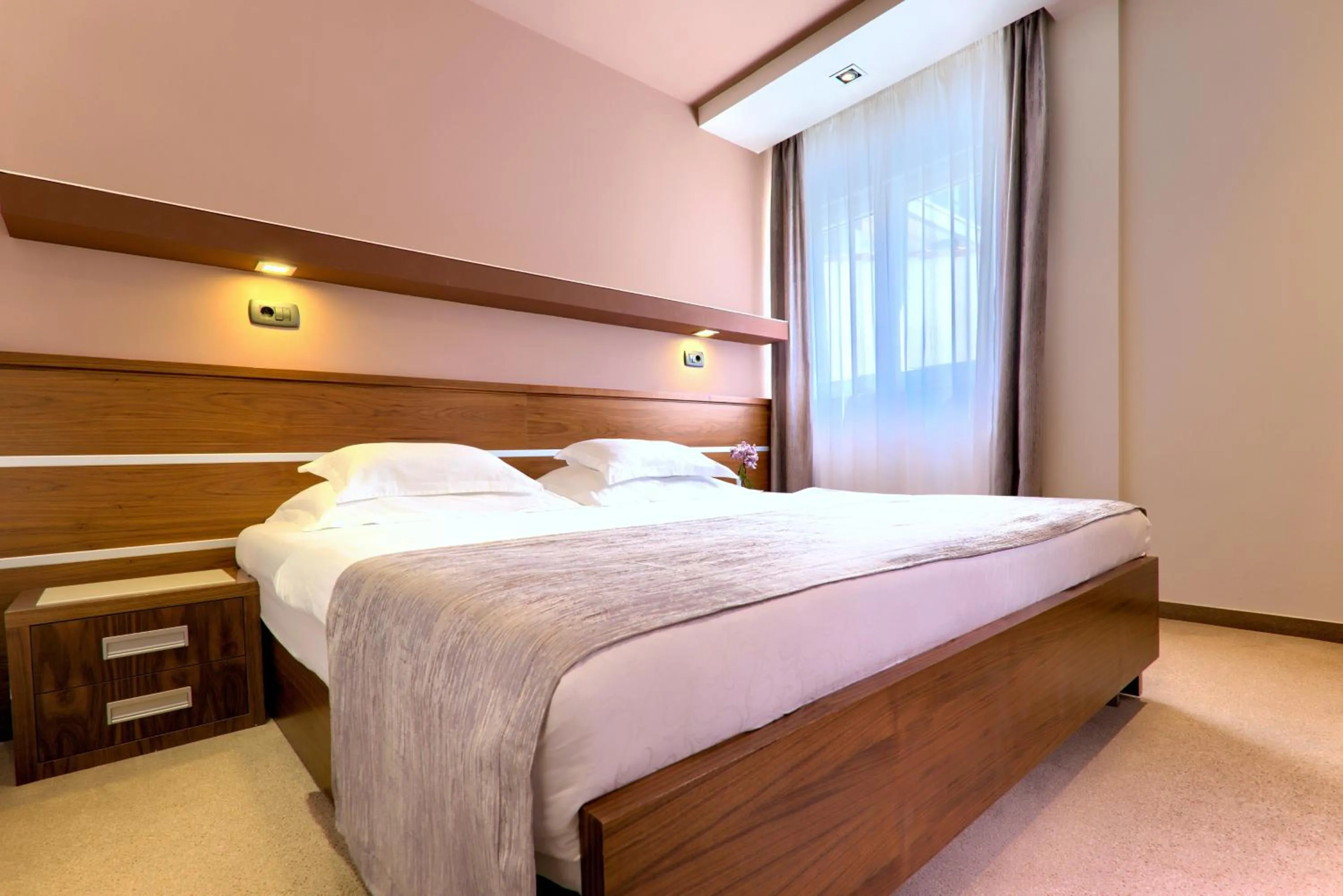 Bedroom, Bed in Hotel Plaža