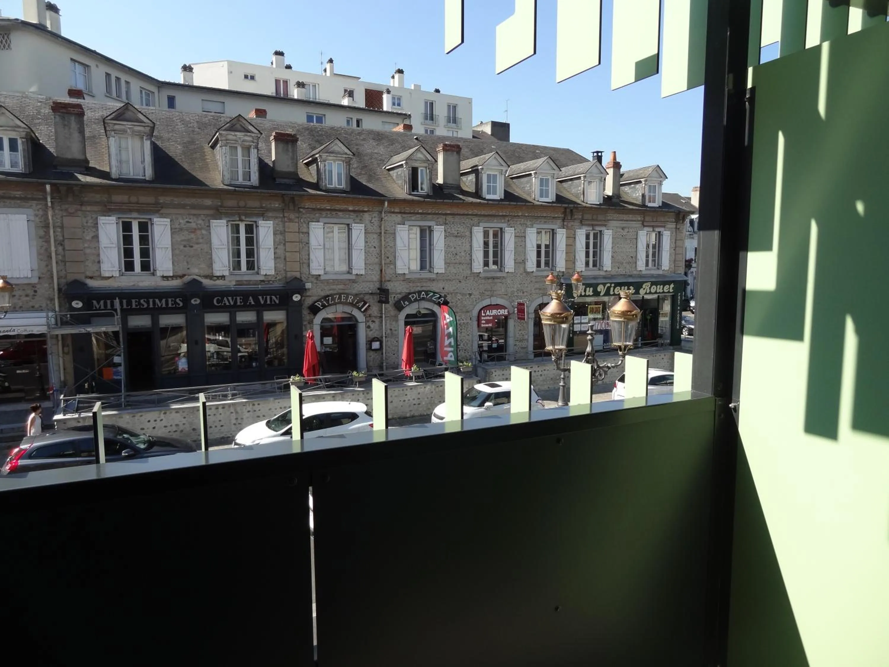 City view in Cit'Hotel de la Marne