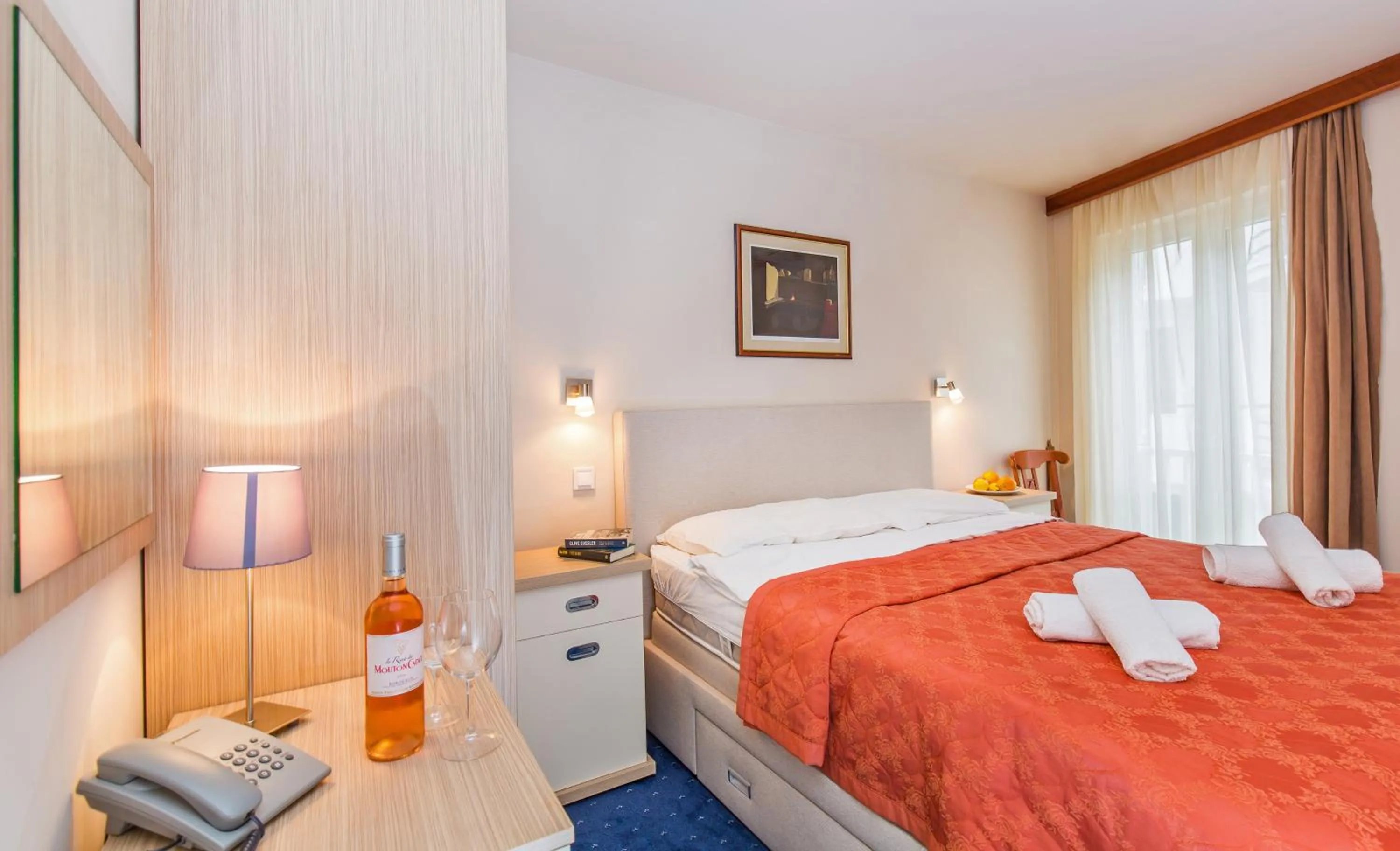 Photo of the whole room, Bed in Hotel Dubrovnik