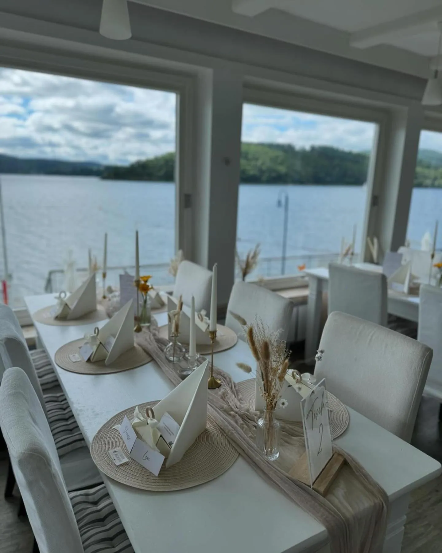 Restaurant/places to eat in Strandhaus Edersee Nr 12 - Kaminzimmer, Seeblick, Badestrand, Seeterrasse