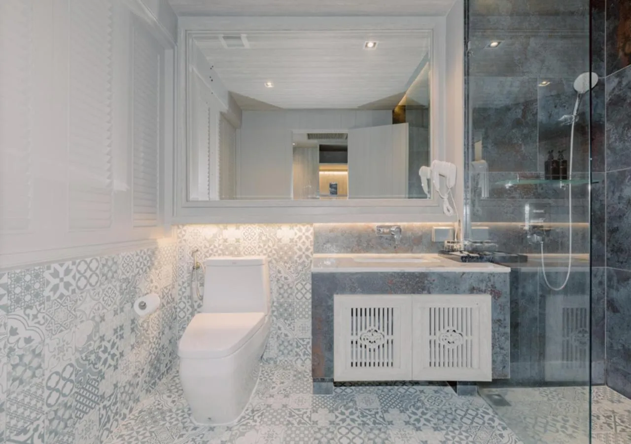 Bathroom in Hotel Tide Phuket Beachfront