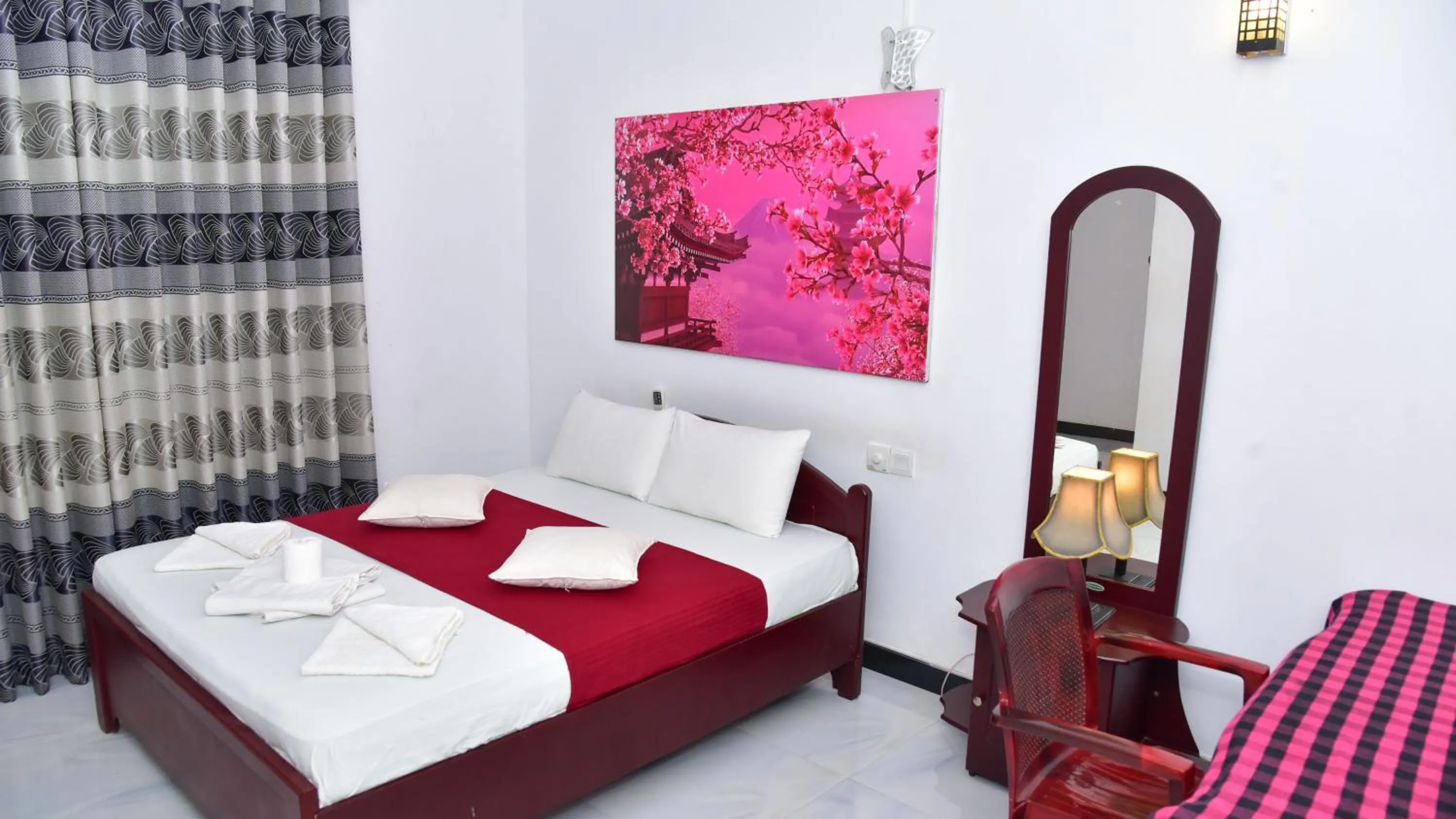 Bed in Sayare Inn