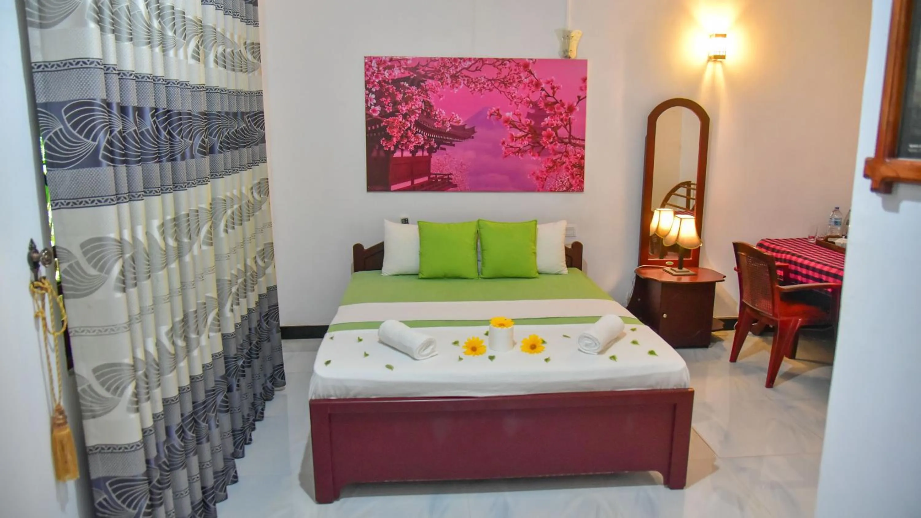 Bed in Sayare Inn