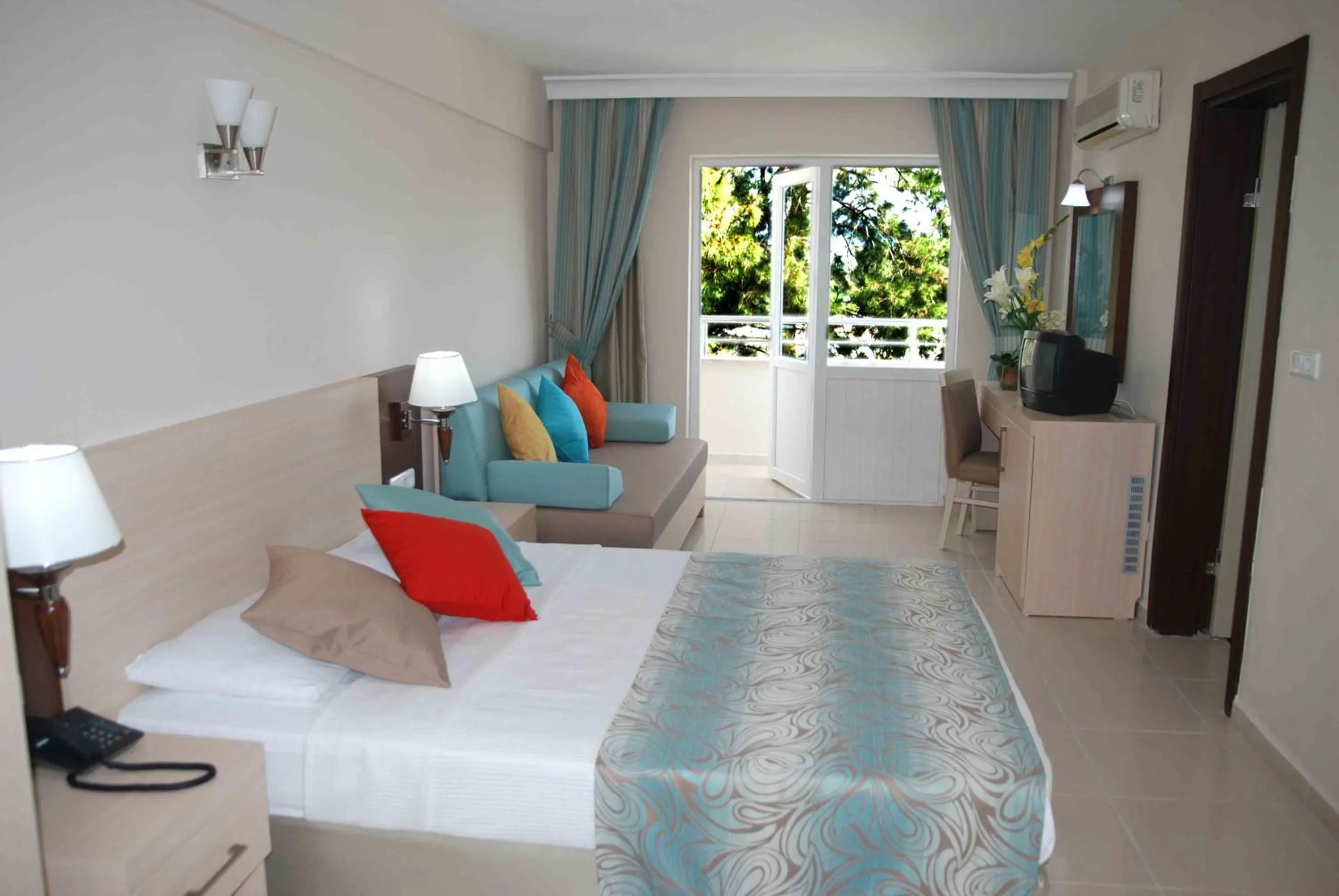 Photo of the whole room, Bed in Club Sidelya Hotel