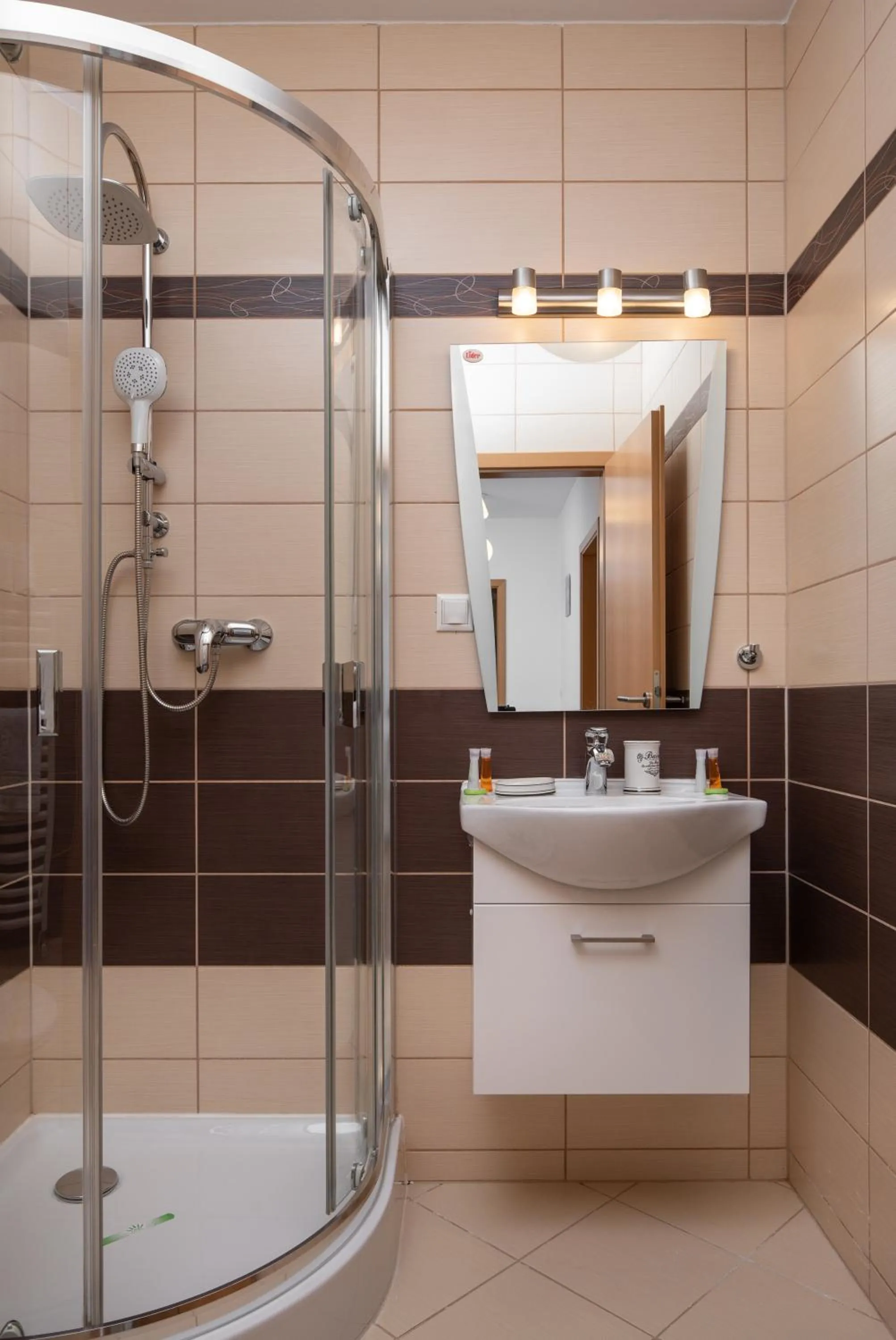 Shower in Brasov Holiday Apartments