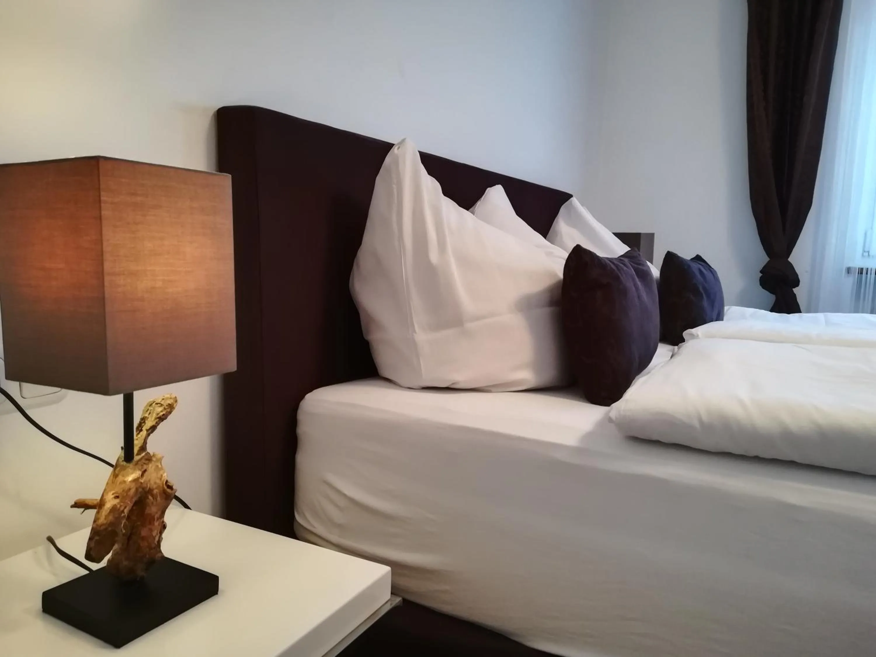 Comfort Triple Room with Shower in Gästehaus Anna
