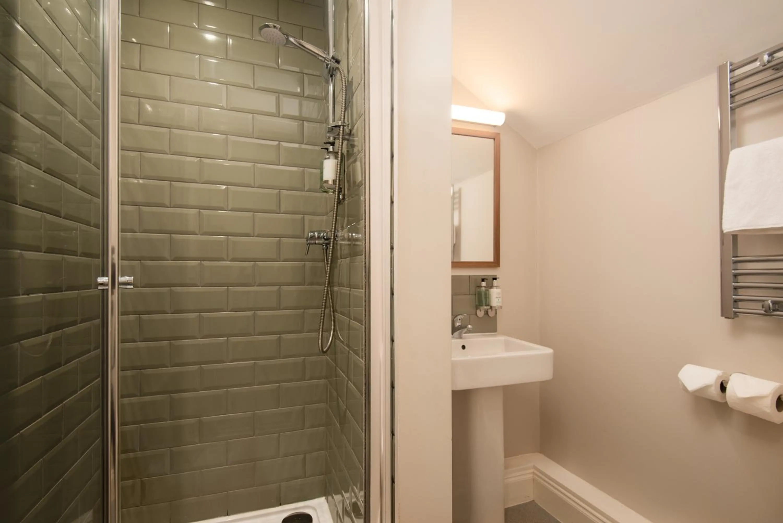 Toilet in The Lindisfarne Inn - The Inn Collection Group