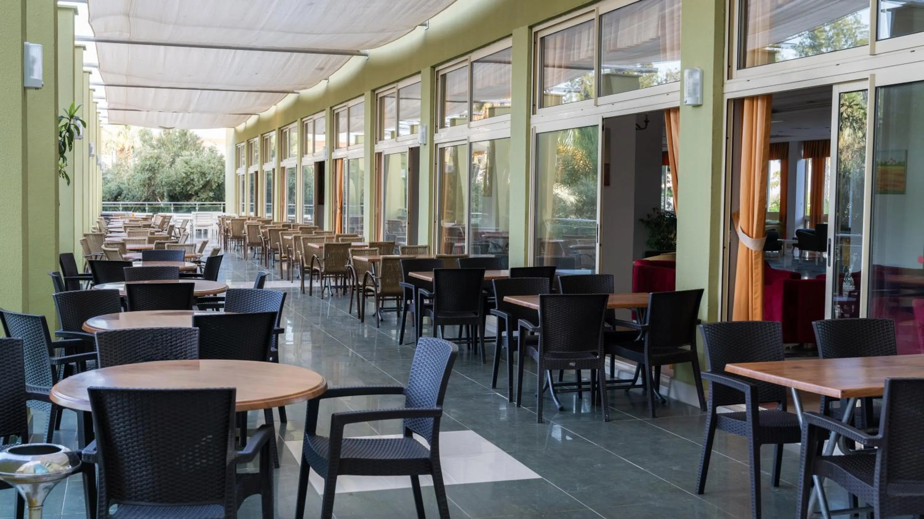 Restaurant/places to eat in Miarosa Konakli Garden