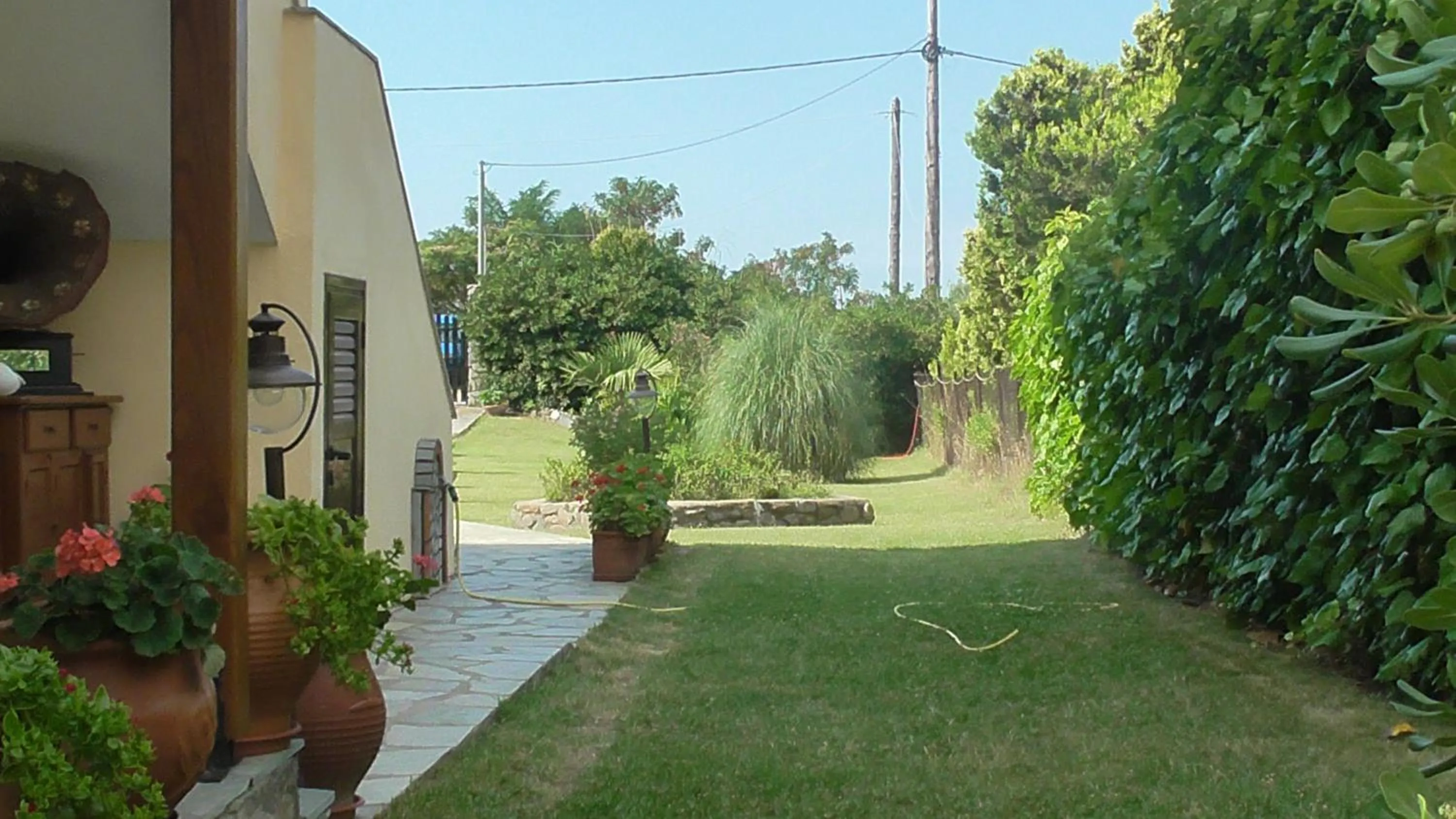 Garden in Studios Tripiti