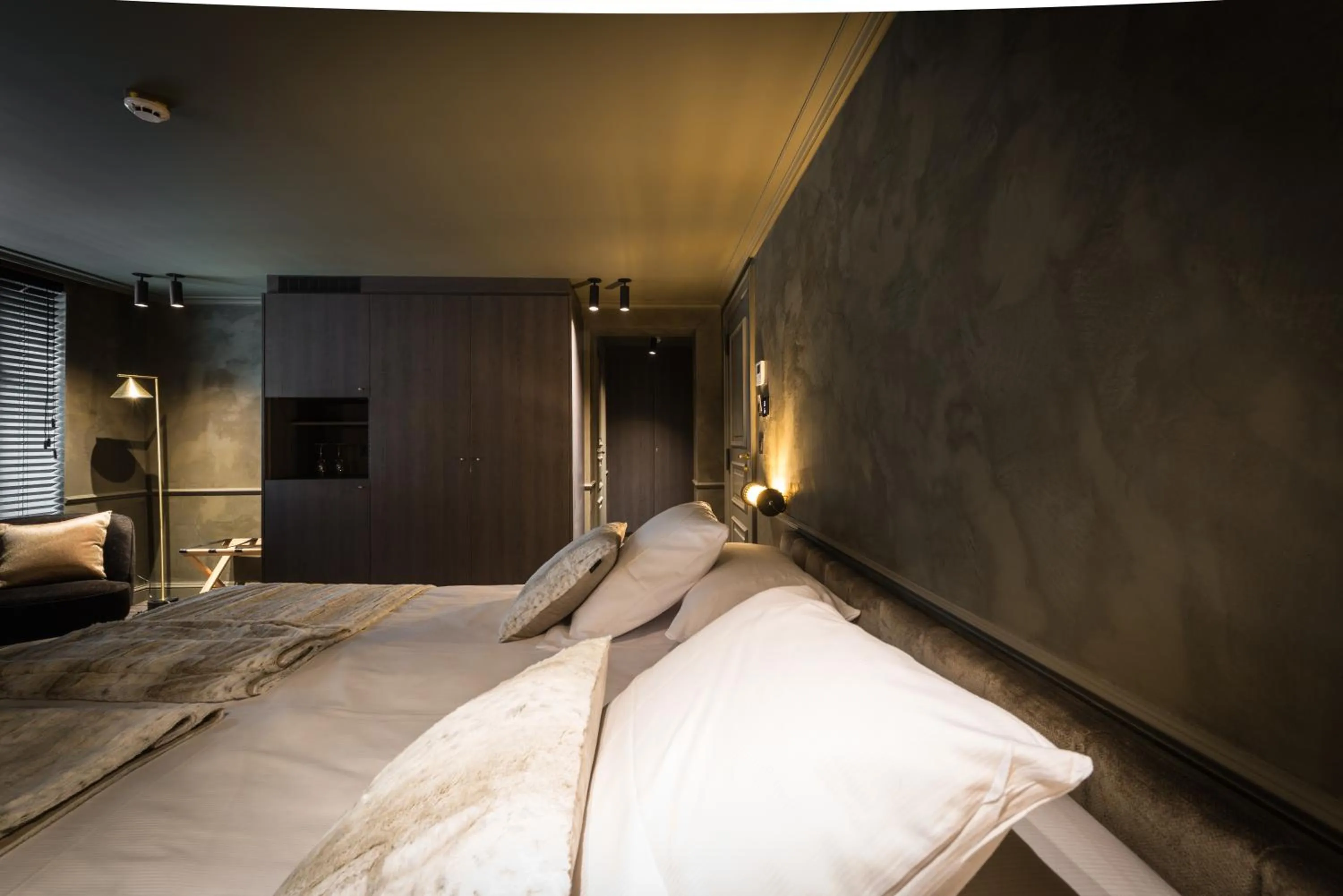 Photo of the whole room, Bed in Hotel Sanglier