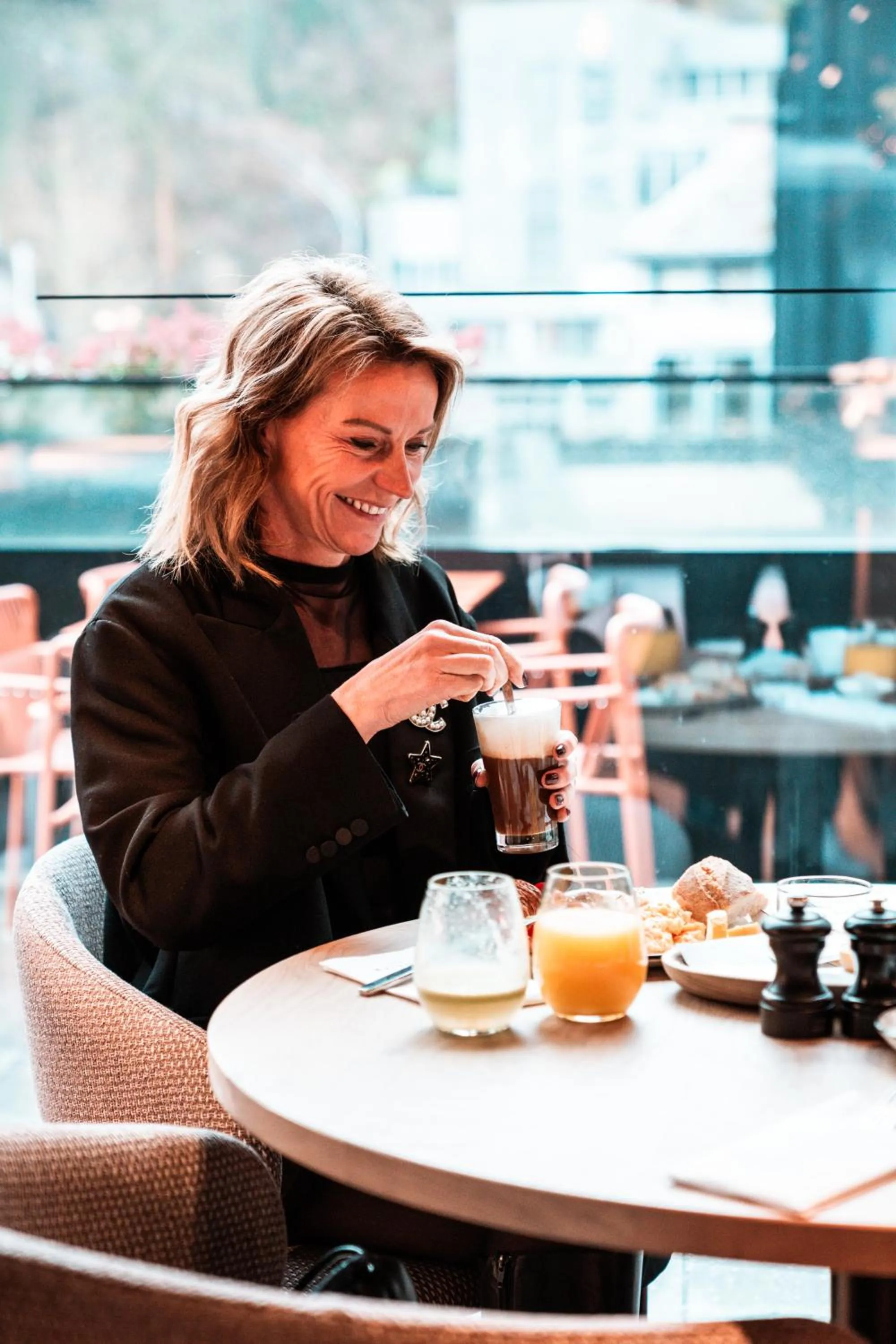 Breakfast in Hôtel Le Sanglier des Ardennes