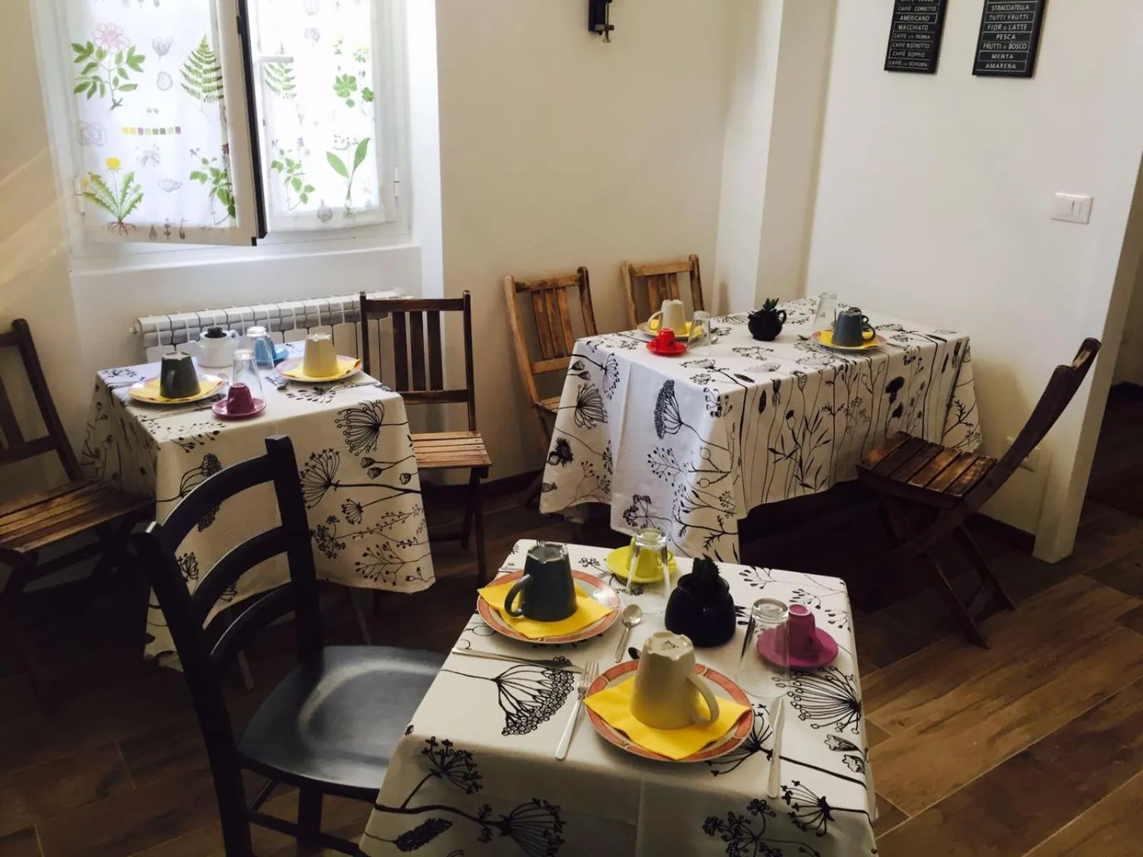 Communal kitchen in Il Leone Bianco Affittacamere