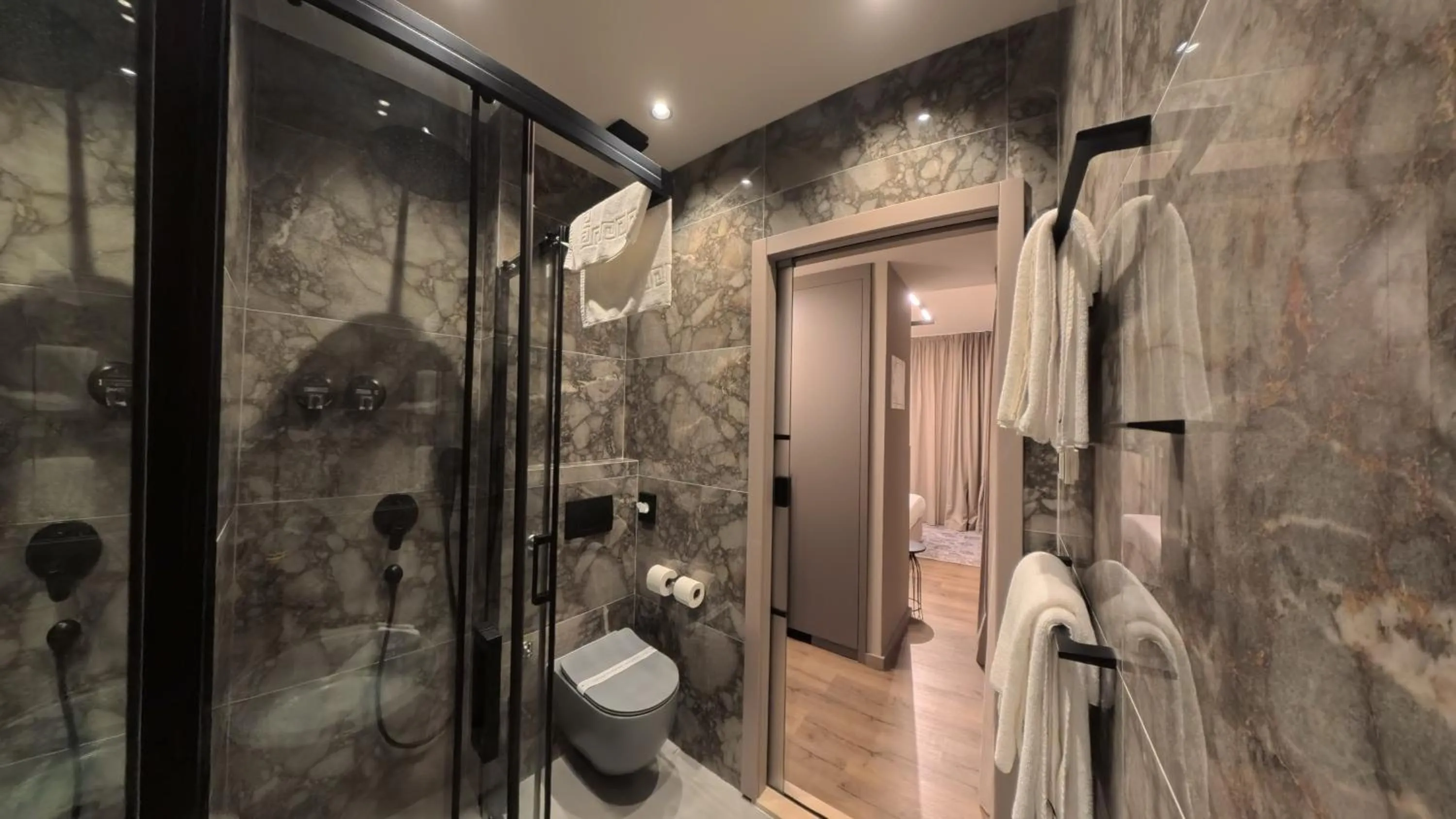 Bathroom in Hotel Aquarius Dubrovnik