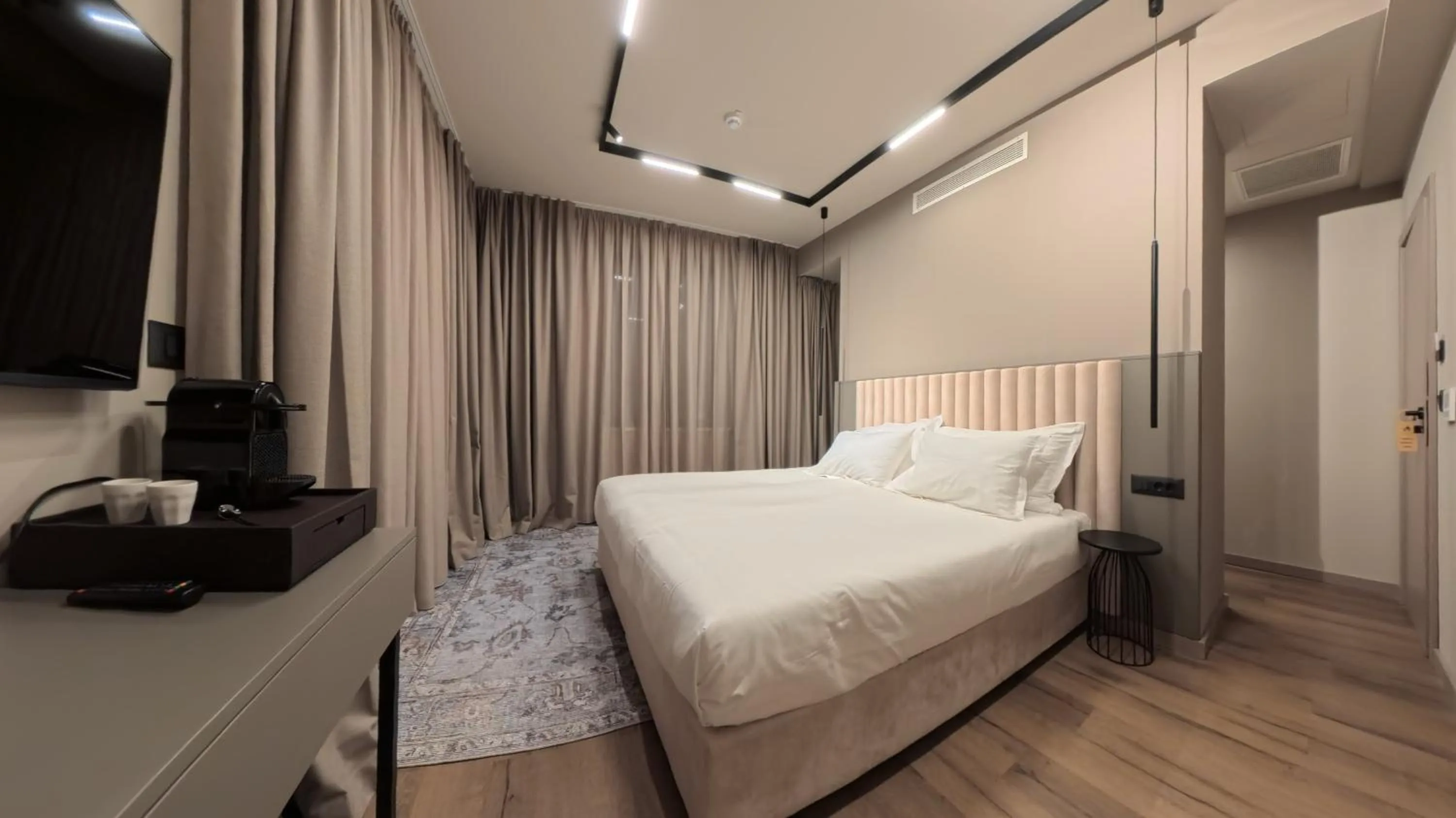 Bed in Hotel Aquarius Dubrovnik