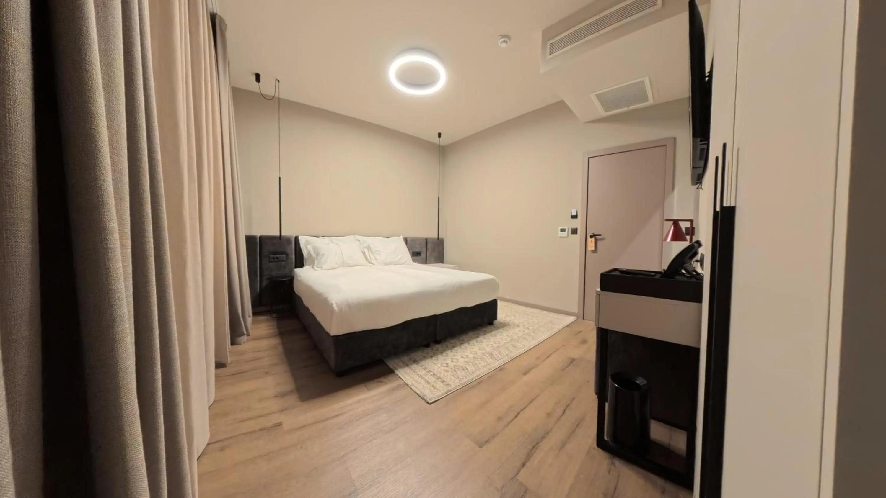 Bed in Hotel Aquarius Dubrovnik