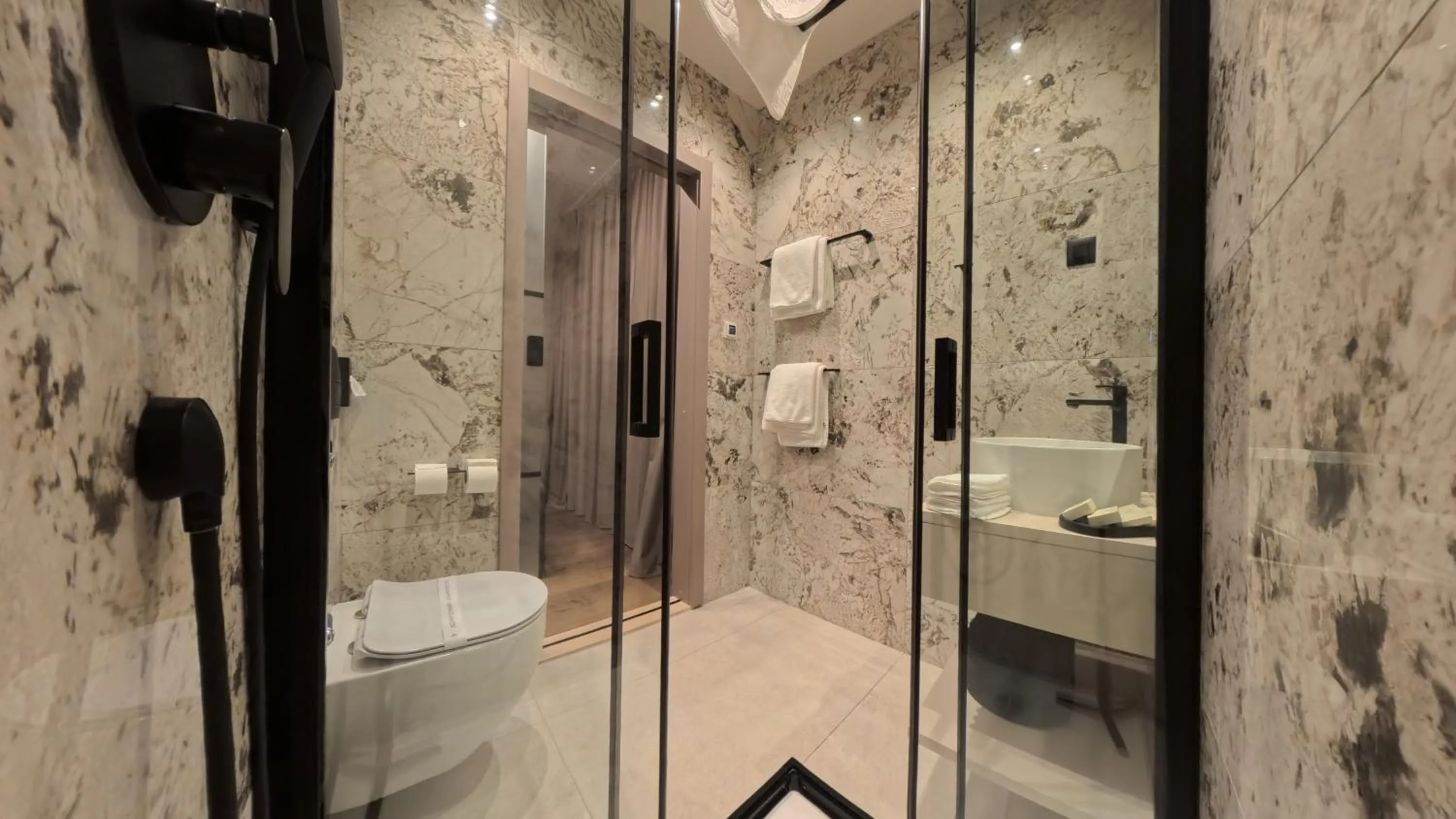 Bed in Hotel Aquarius Dubrovnik