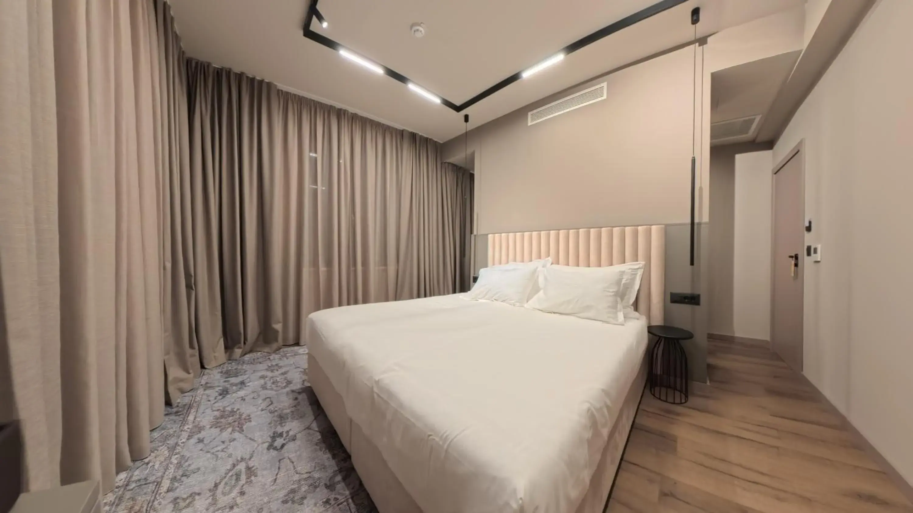 Comfort Double Room with Balcony in Hotel Aquarius Dubrovnik Comfort Double Room with Balcony in Hotel Aquarius Dubrovnik