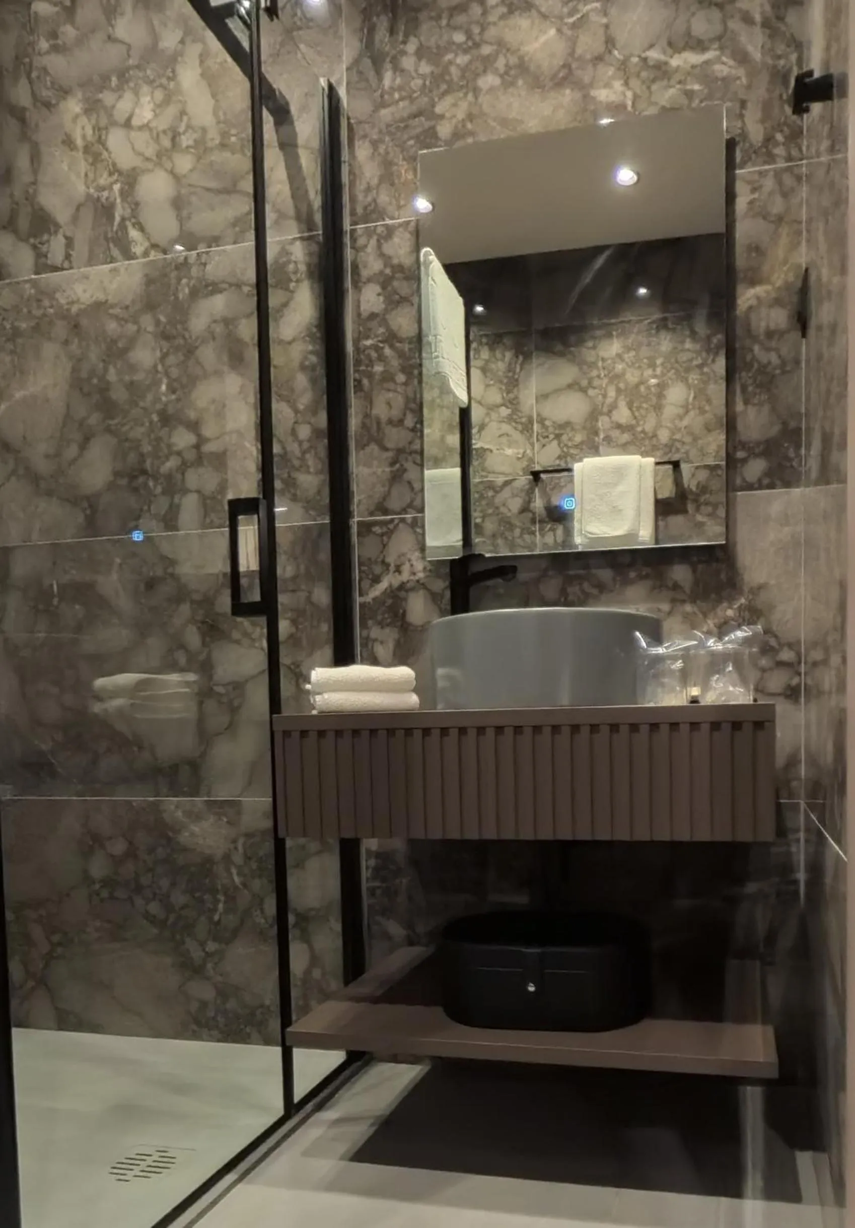 Bathroom in Hotel Aquarius Dubrovnik