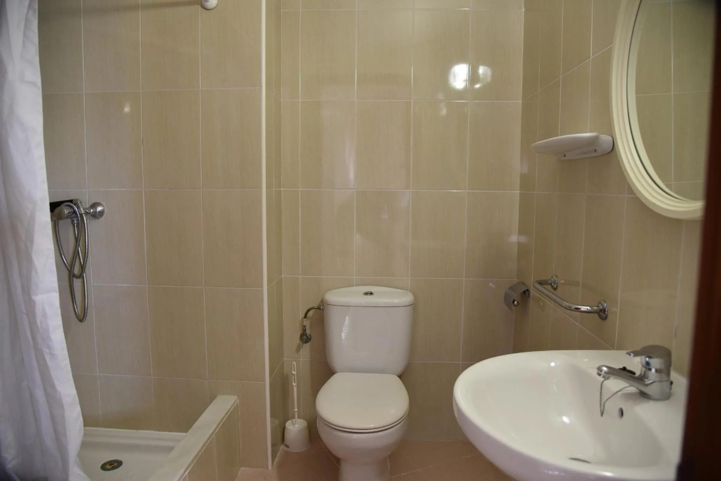 Bathroom in Apartamentos AR Dosjoimi