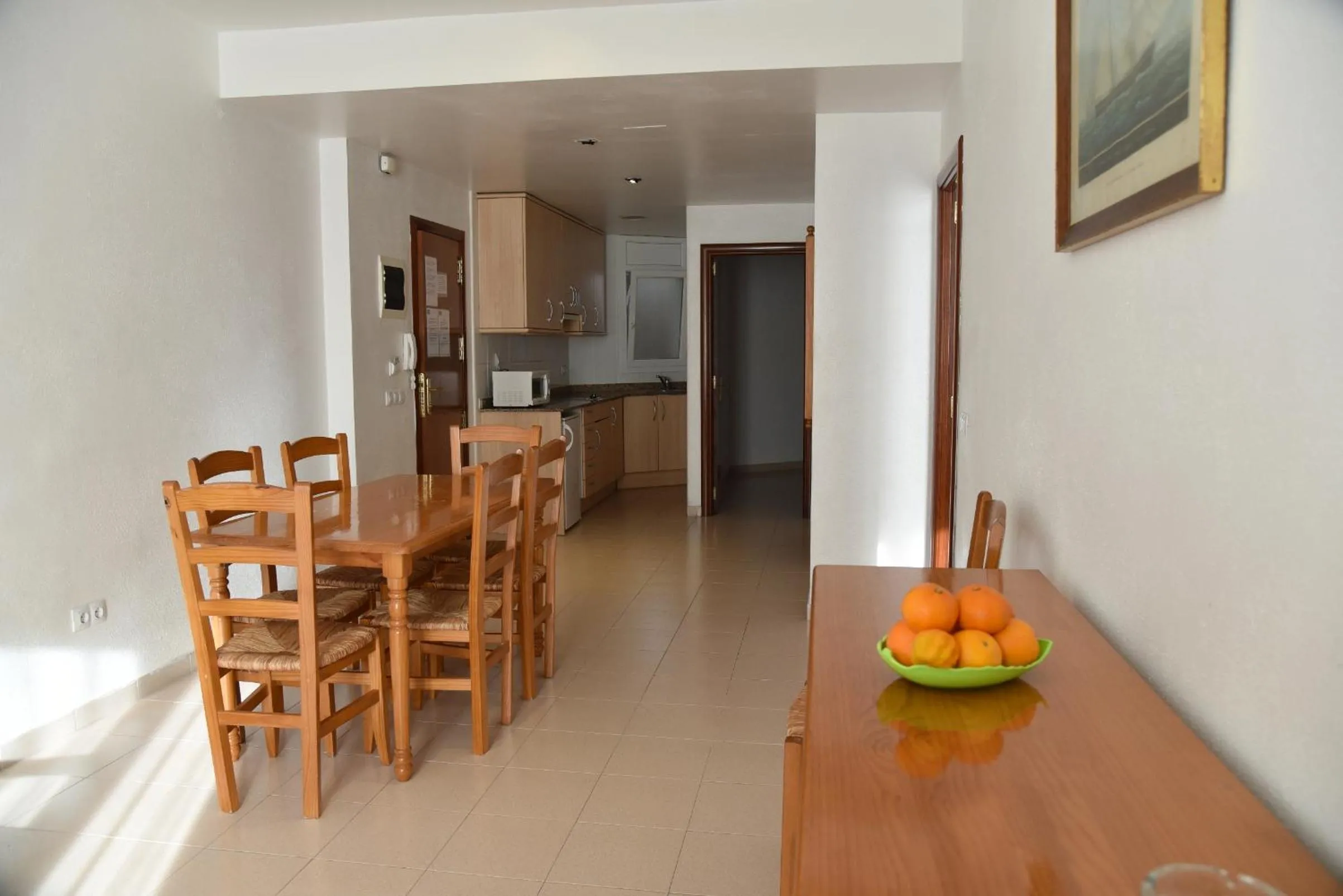 Dining area in Apartamentos AR Dosjoimi