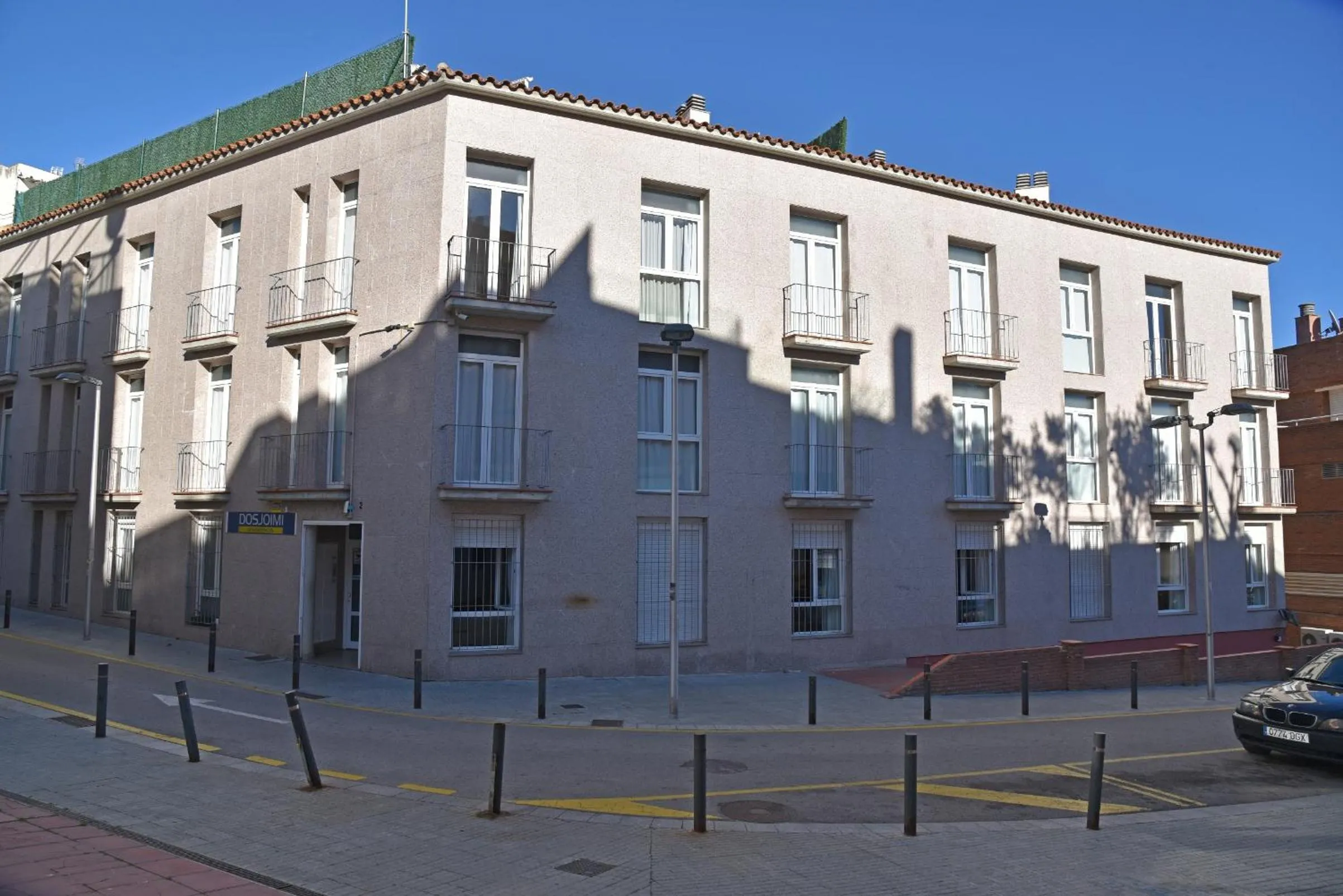 Property building in Apartamentos AR Dosjoimi