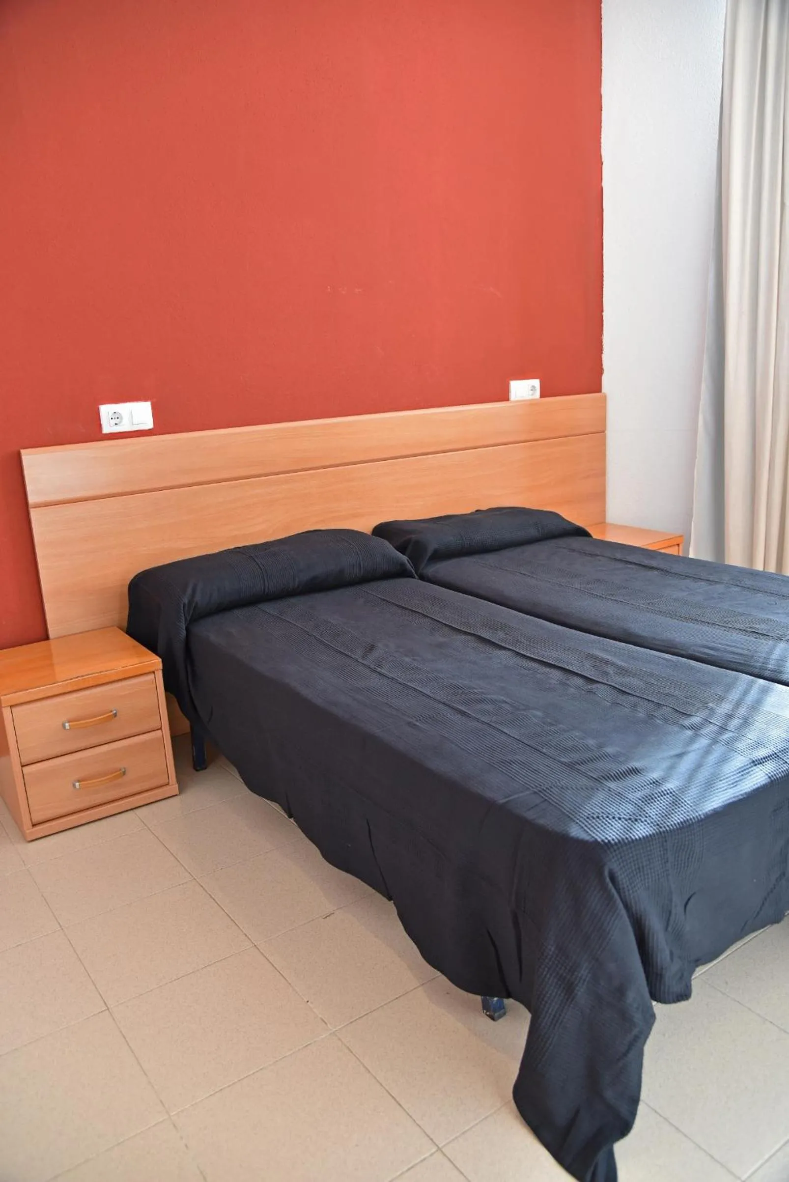 Bedroom, Bed in Apartamentos AR Dosjoimi