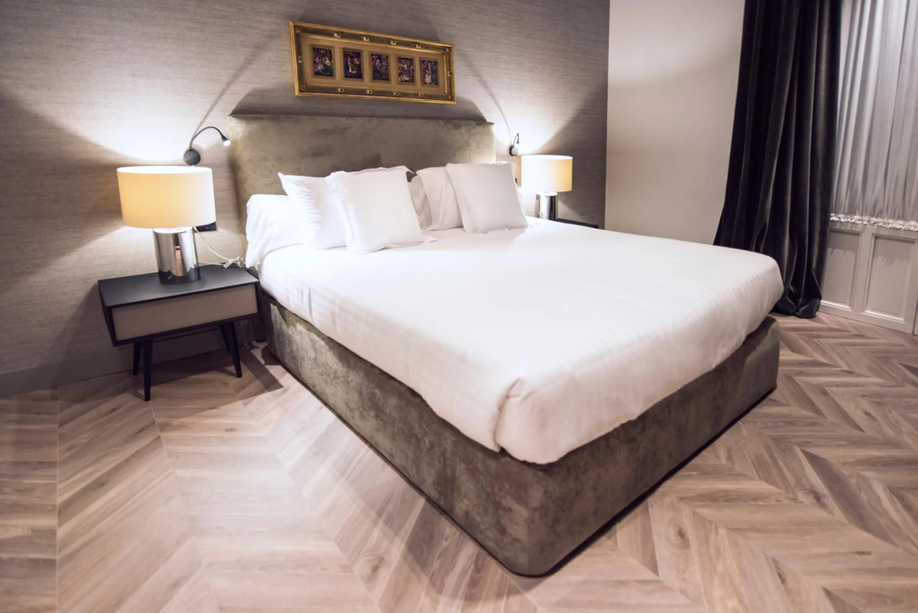 Bedroom, Bed in Palacio Salvetti Suites