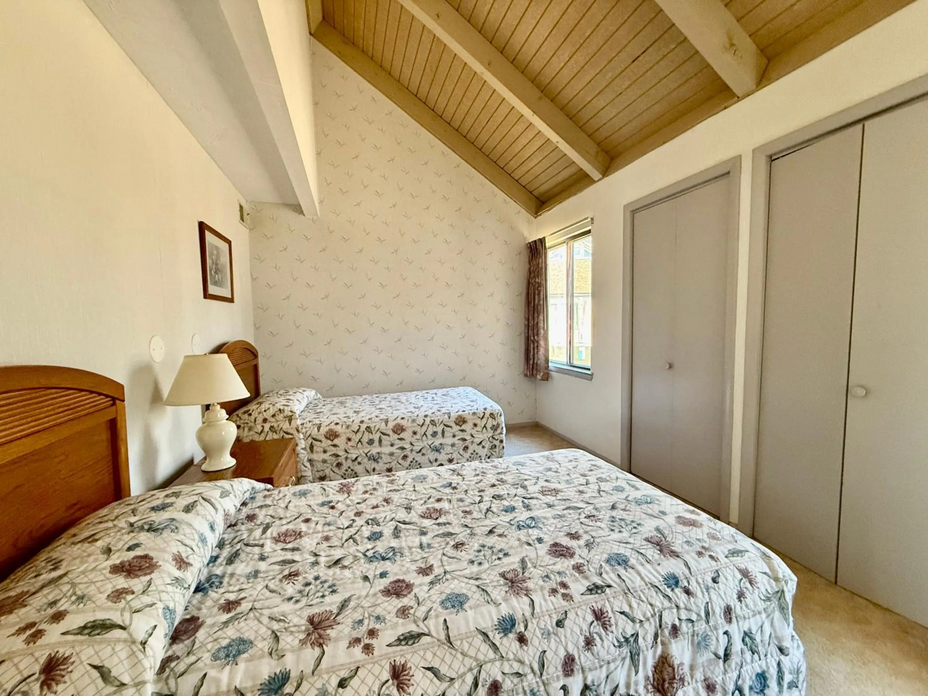 Eagle Village Resort