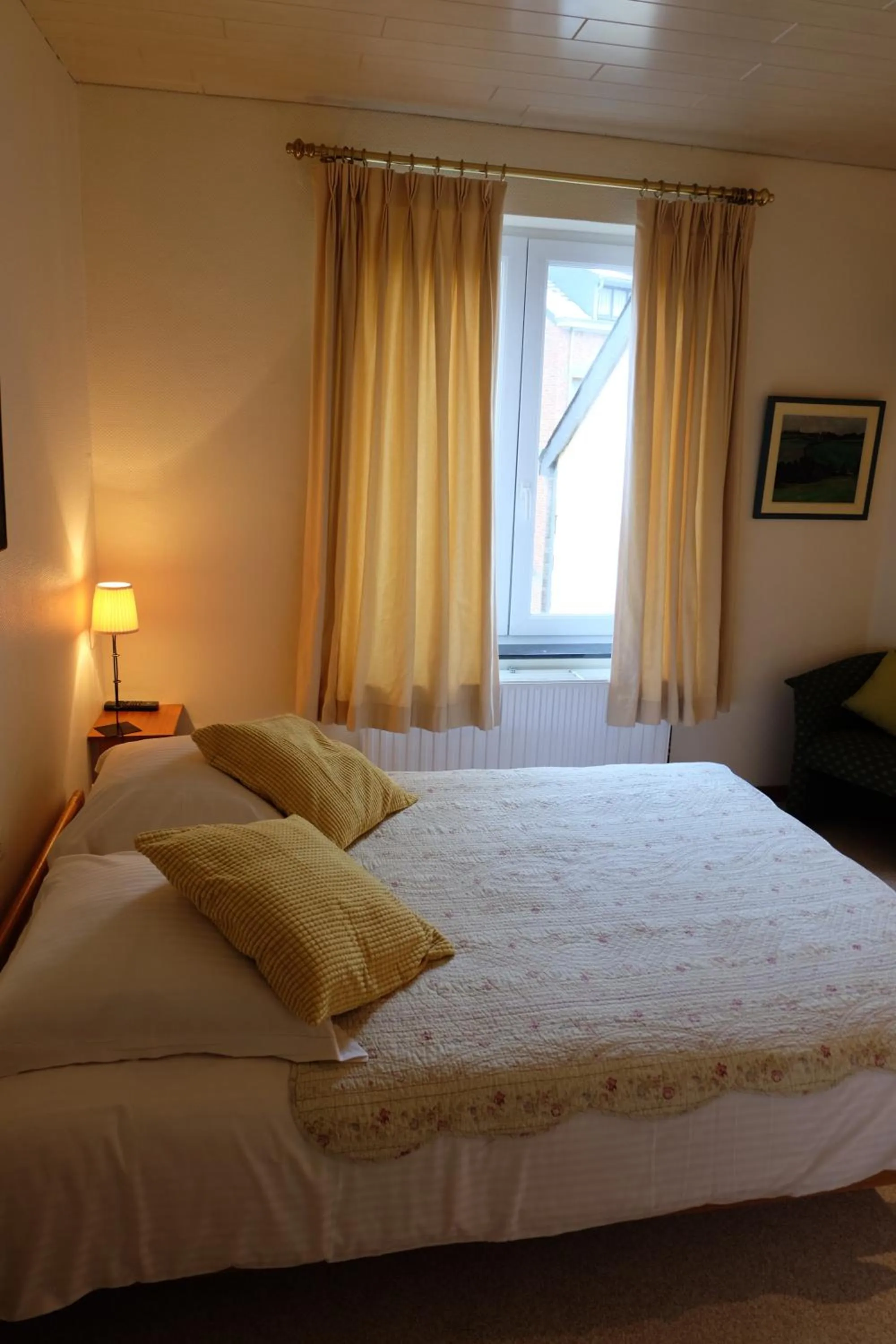 Bed in Hotel Beau Rivage and Restaurant Koulic